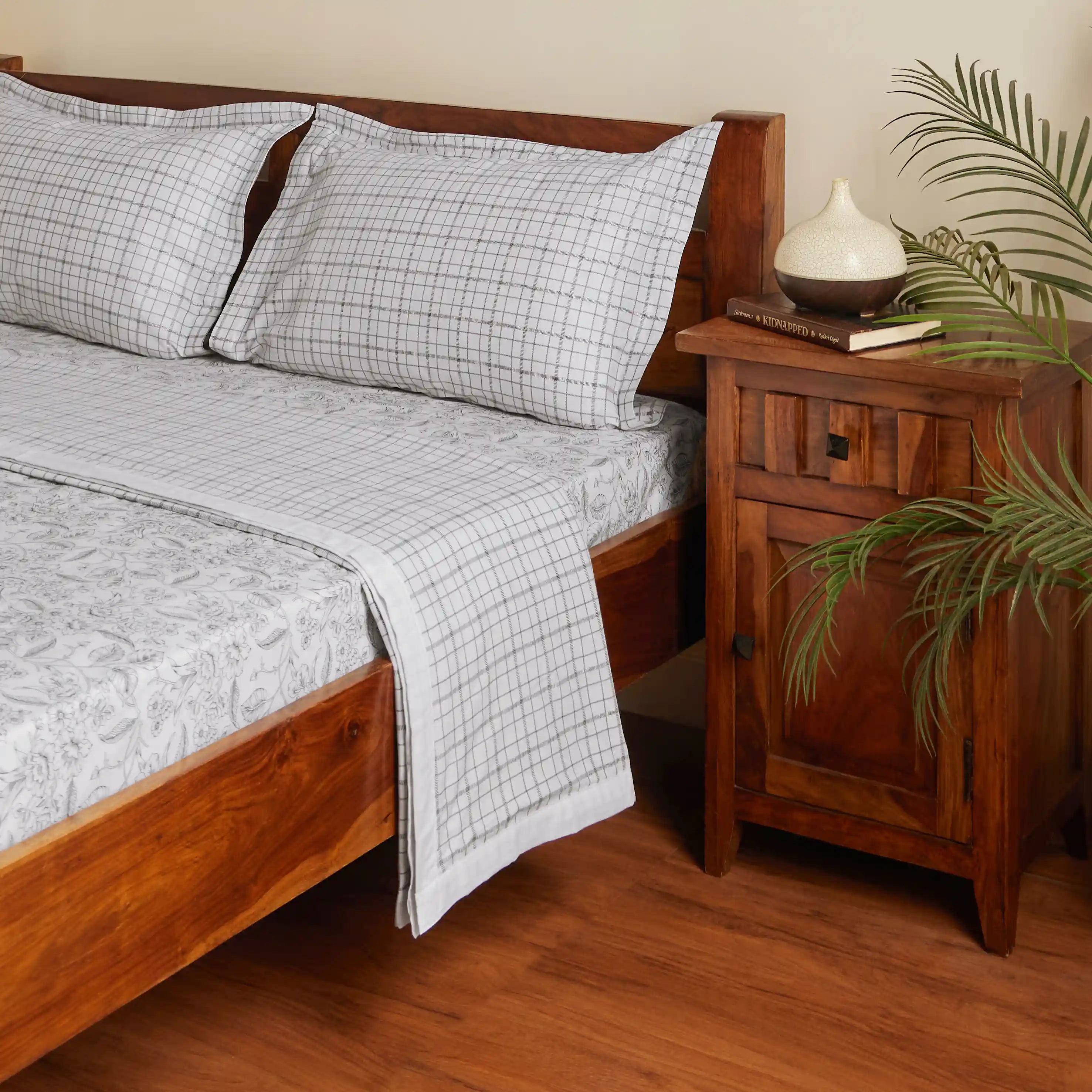 Mishella Printed Charcoal Bloom Bedding Set-2 (Dbl Bedsheet + 2 Sgl Dohar) Charcoal Bloom / Double