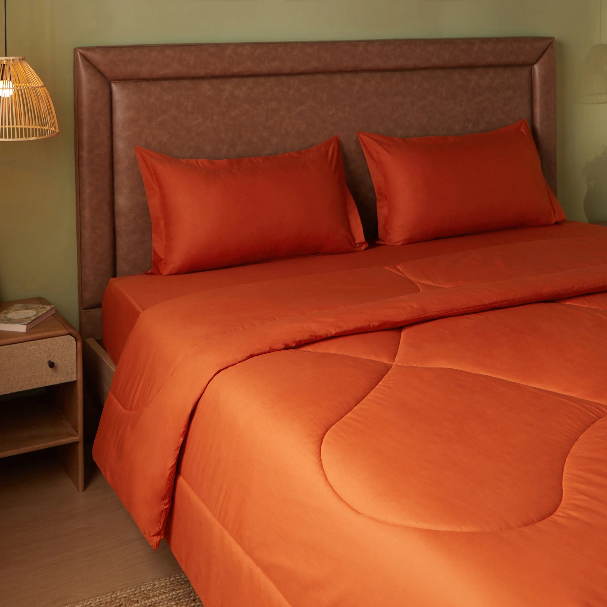 Paleto | Everyday Hues Cotton Solid Dyed 120GSM Comforter-Rust Rust / Double