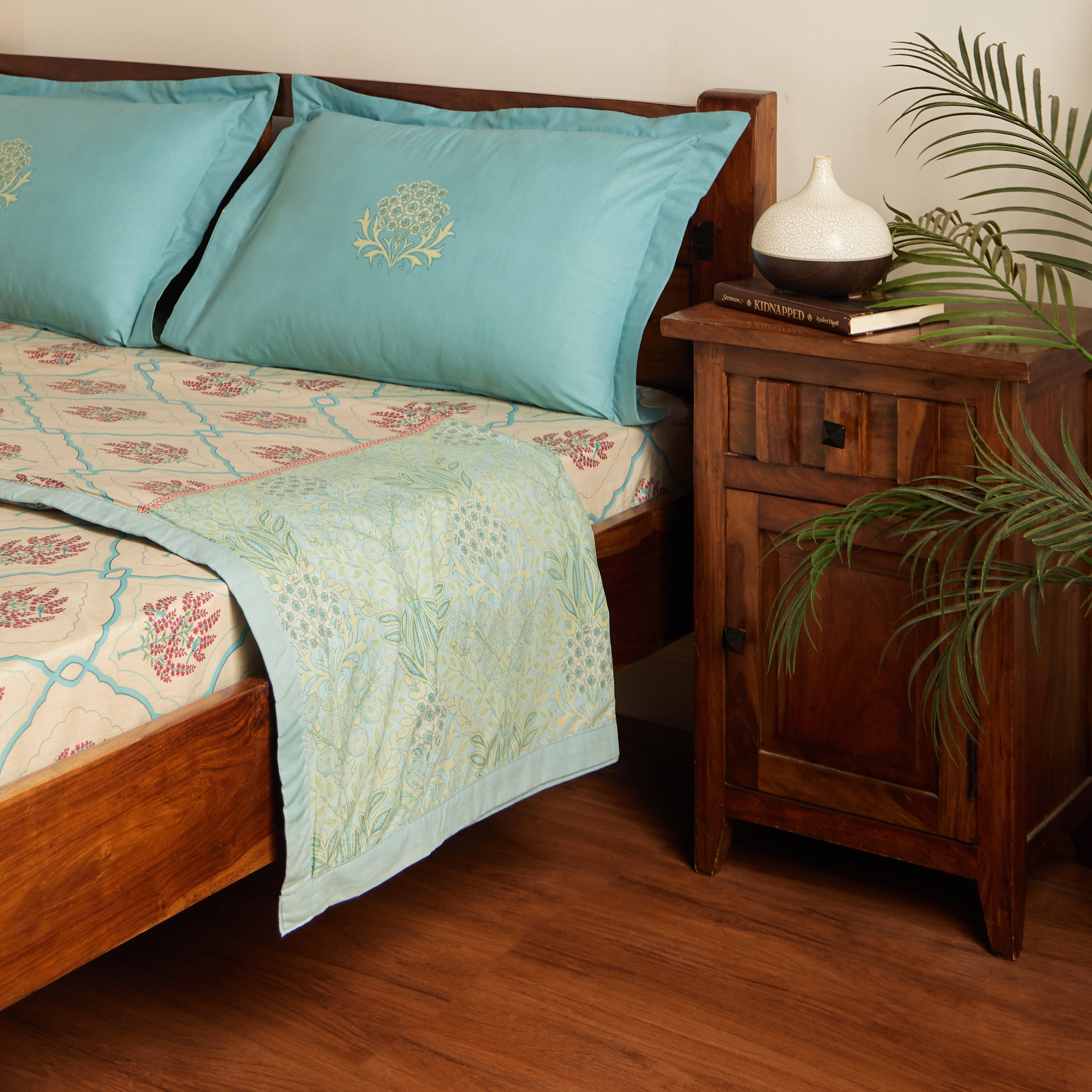 Chippa Lane | Contemporary Indian Print Design Coordinated Bedding Set | Set of Bedsheet & Dohars-Sage Bloom Sage Bloom / Double