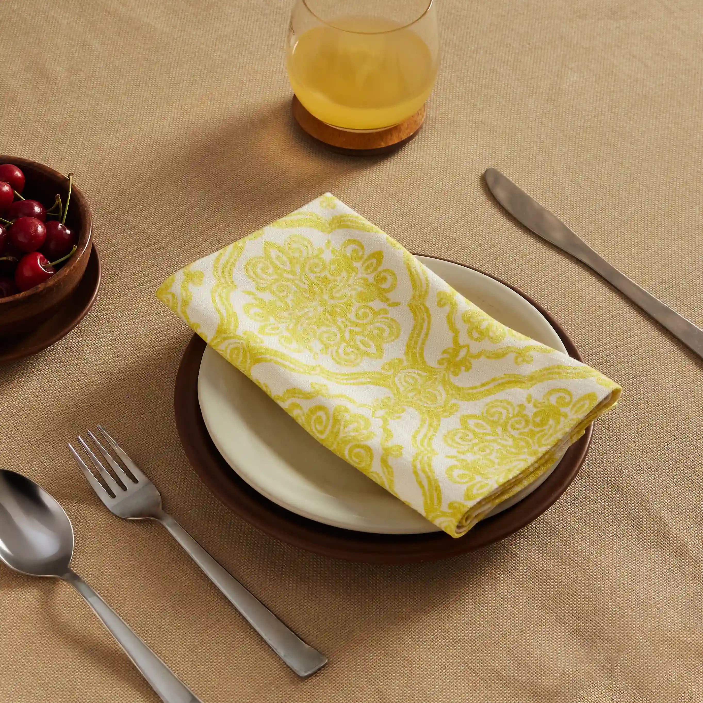 Nonna's Home 100% Cotton Table Napkin Set Vintage Baroque / Pack of 4