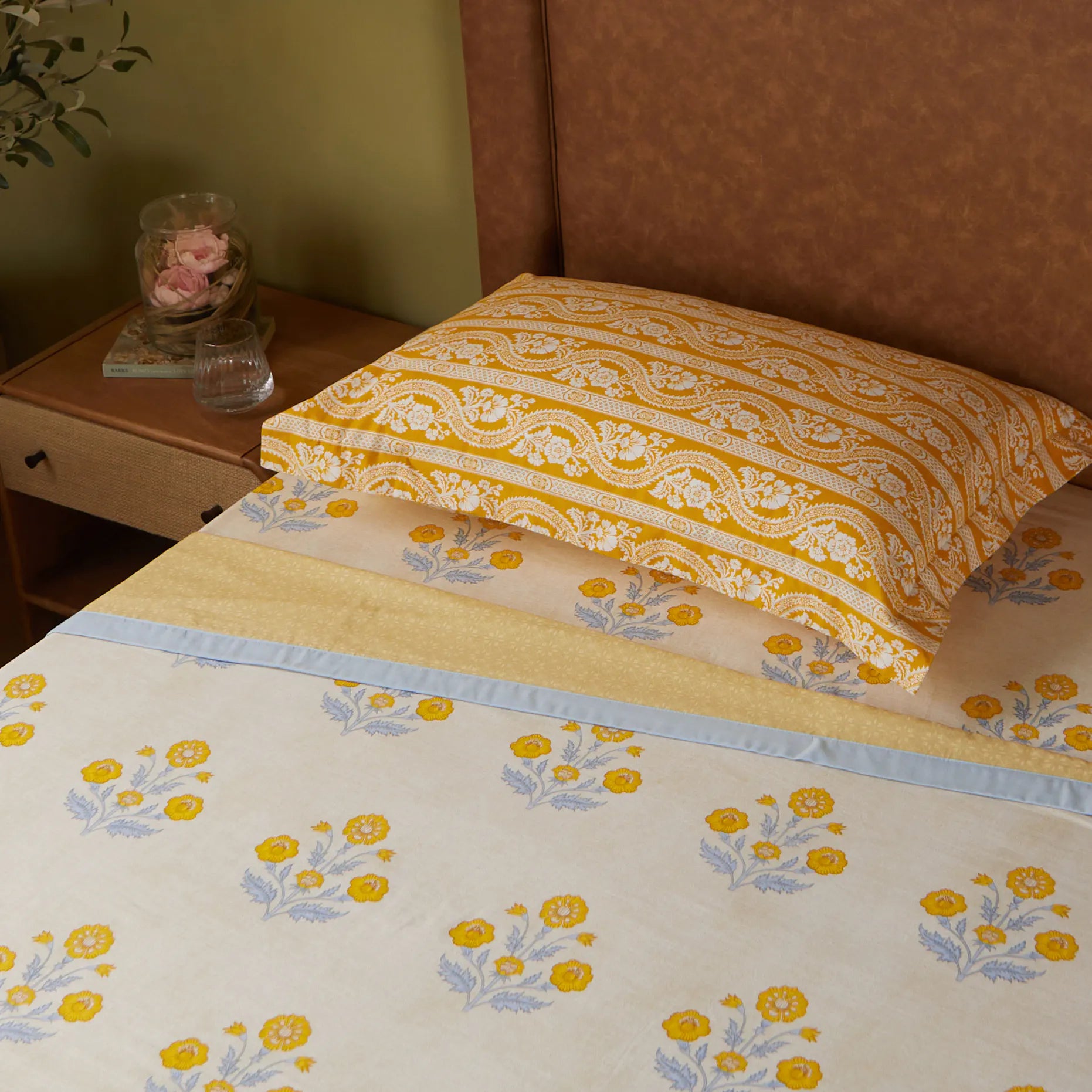 Chippa Lane | Contemporary Indian Print Design Reversible Dohar with Super Soft Flannel Layering-Ochre Ochre / Single