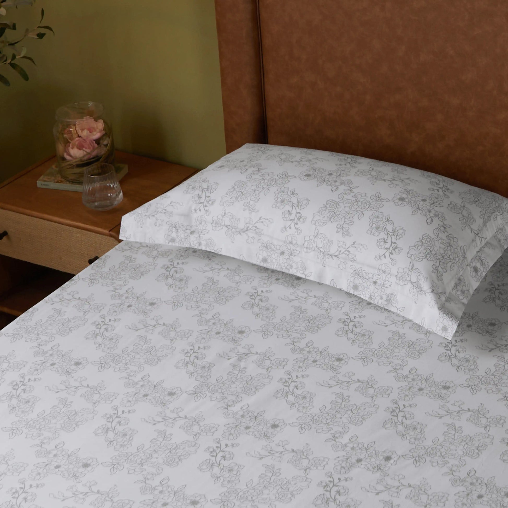 Bloomshire Classic | Everyday Charm Printed Cotton Bedsheet Set-Grey Grey / Single