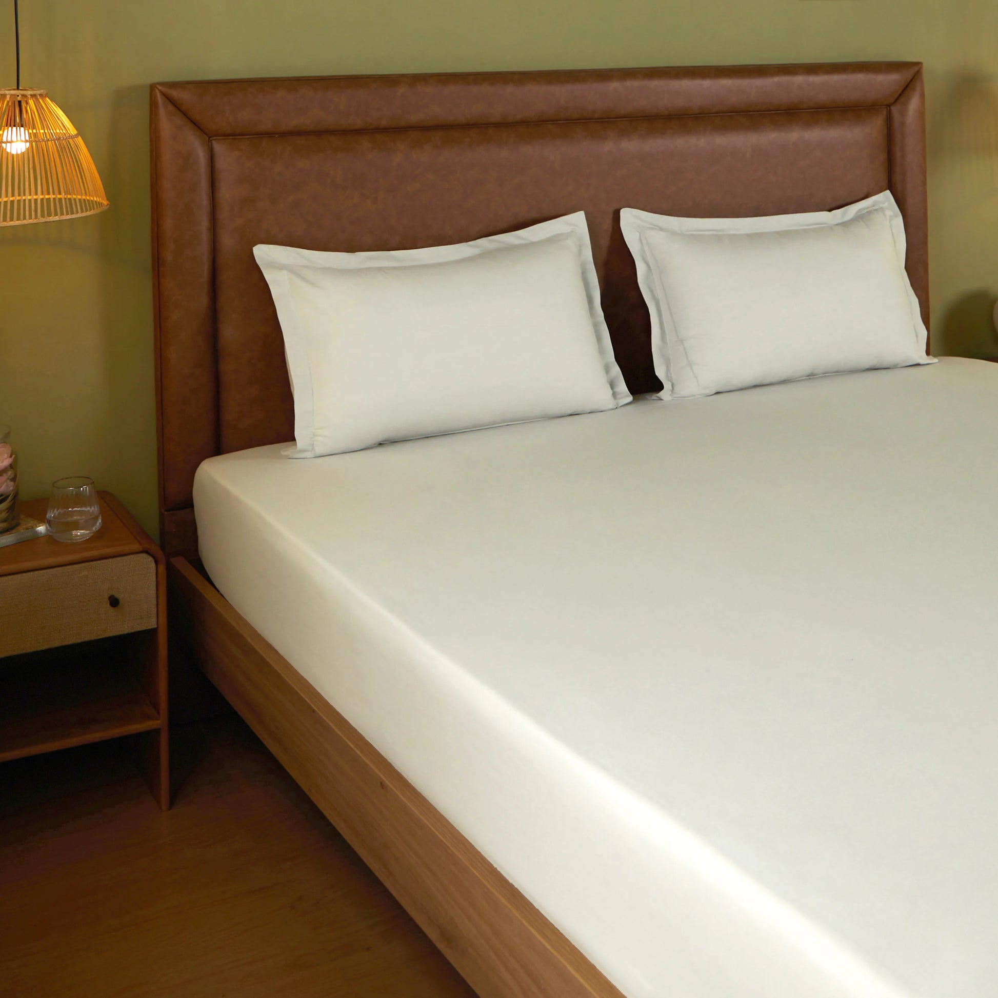 Paleto | Everyday Hues Solid Dyed Cotton Bedsheet Set-Silver Silver / Double