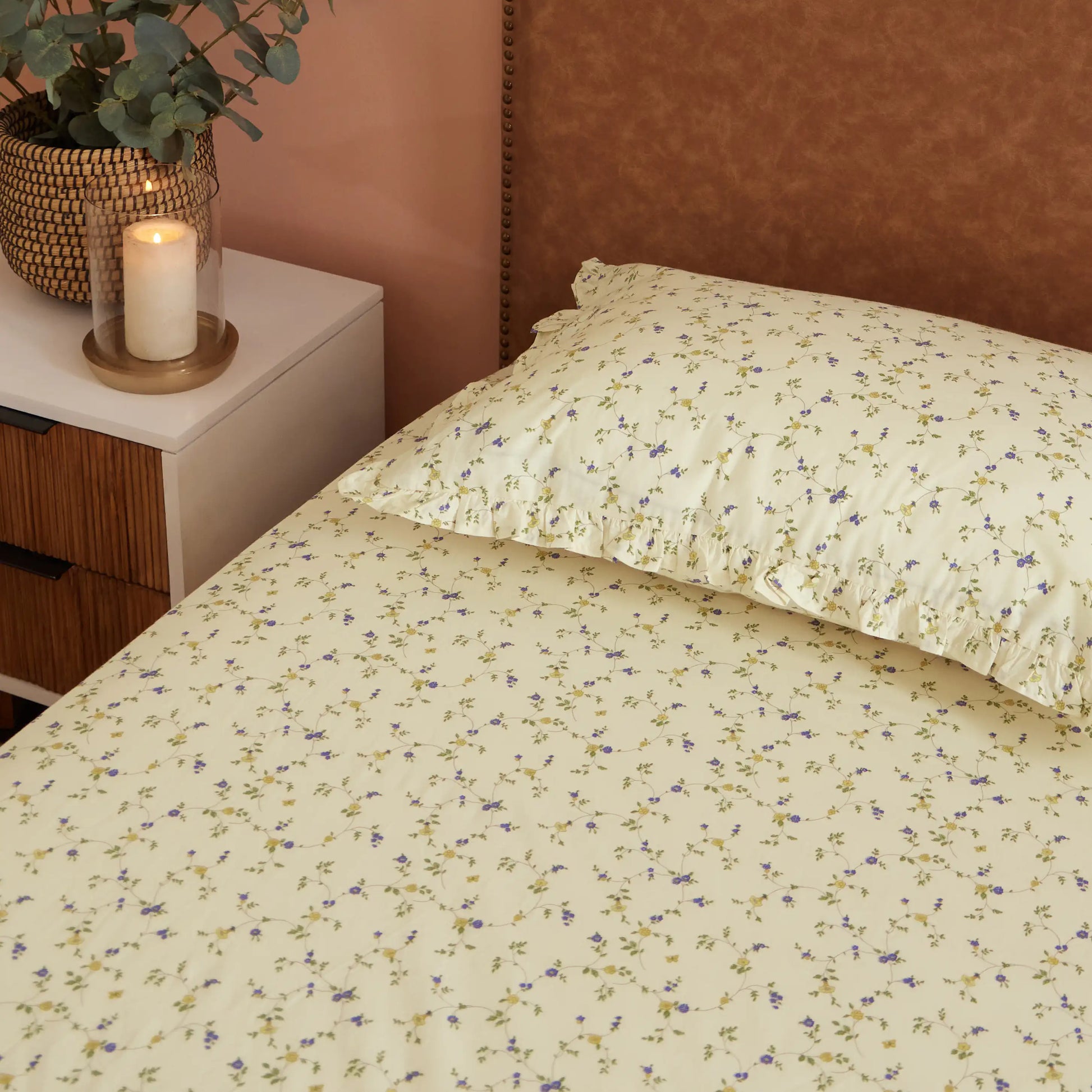 Bloomshire Luxe 100% Cotton Bedsheet Set Cream Bloom / Single