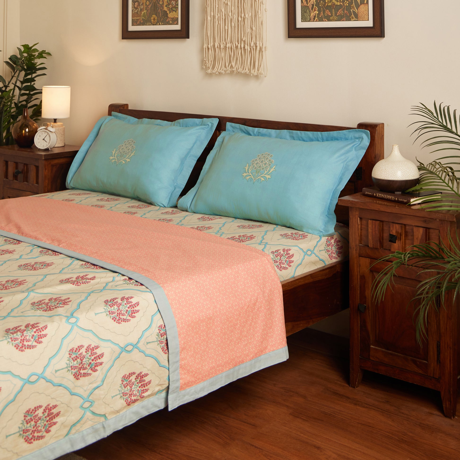Chippa Lane | Contemporary Indian Print Design Coordinated Bedding Set | Set of Bedsheet & Dohar Sage Bloom / Double