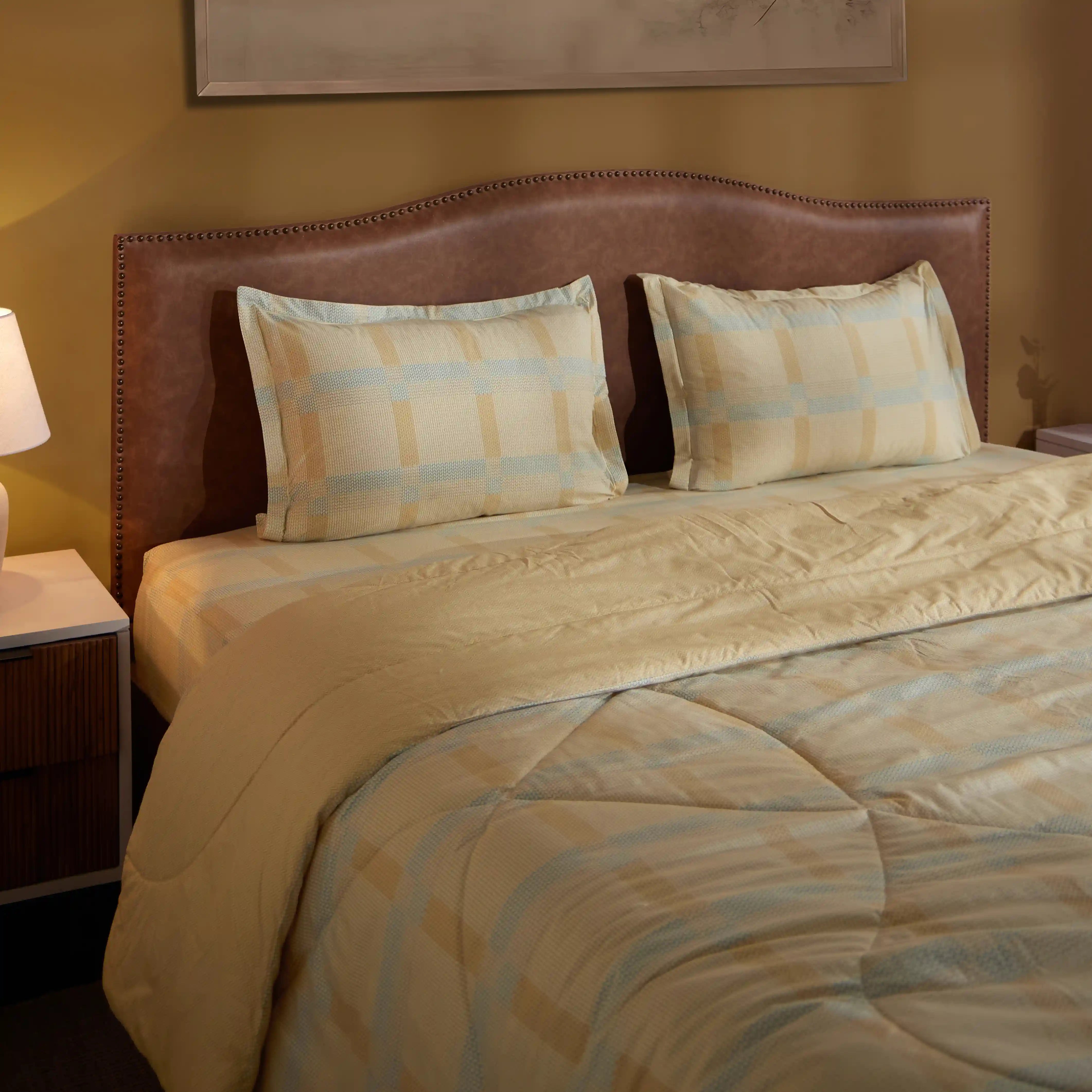 Threadscapes Printed Comforter-120gsm-Sand Sand / Double