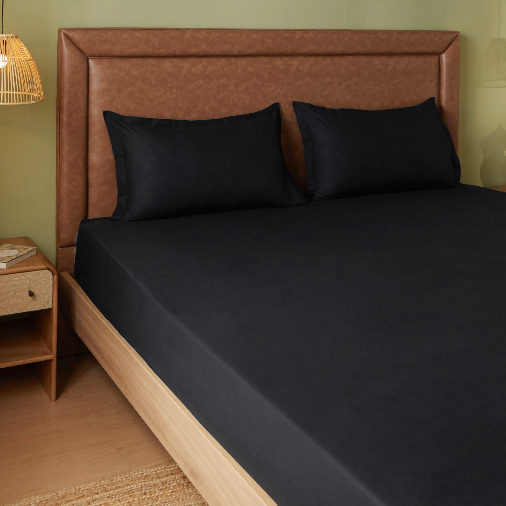 Paleto | Everyday Hues Solid Dyed Cotton Fitted Sheet Set-Black Black / King
