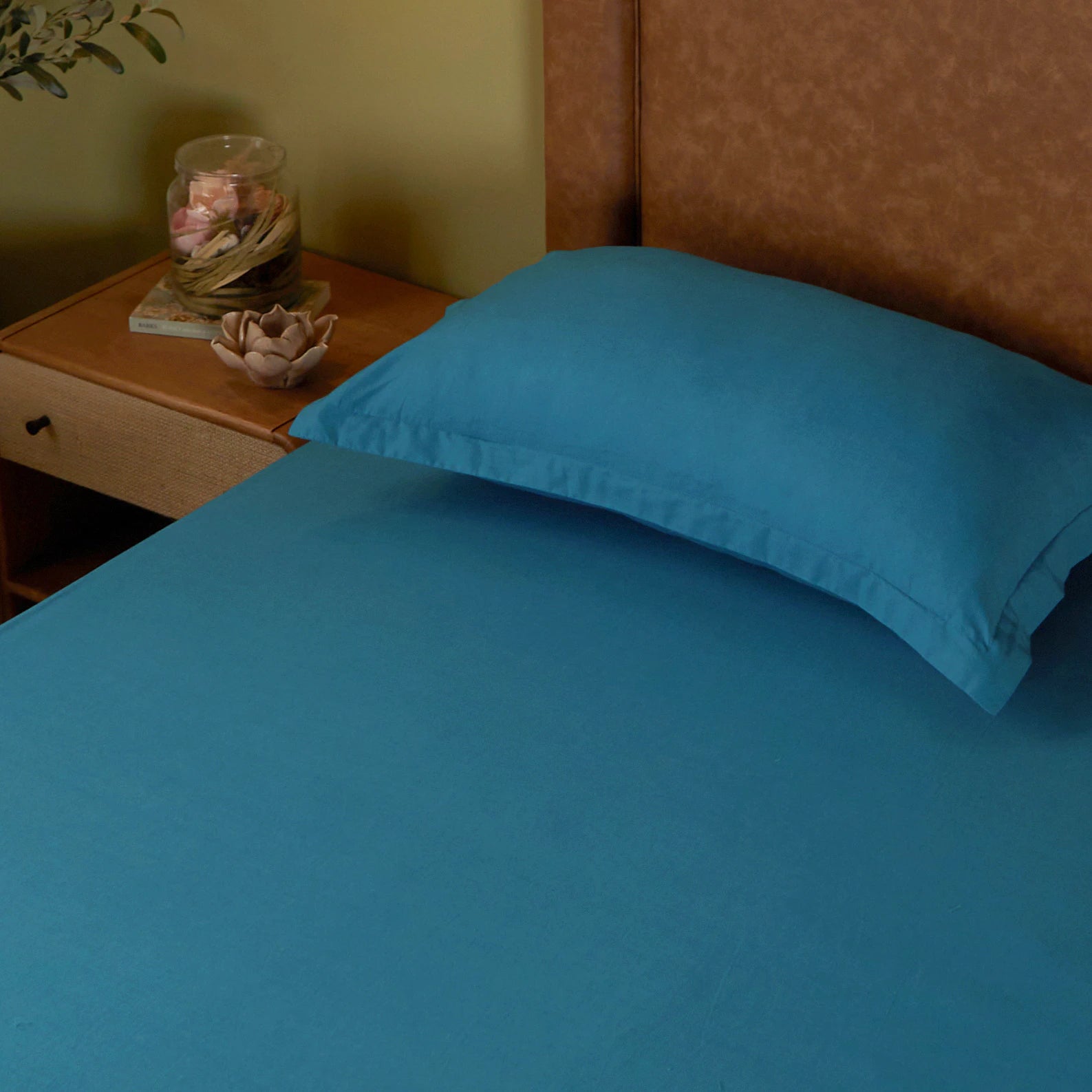 Paleto | Everyday Hues Solid Dyed Cotton Bedsheet Set-Mineral Mineral / Single