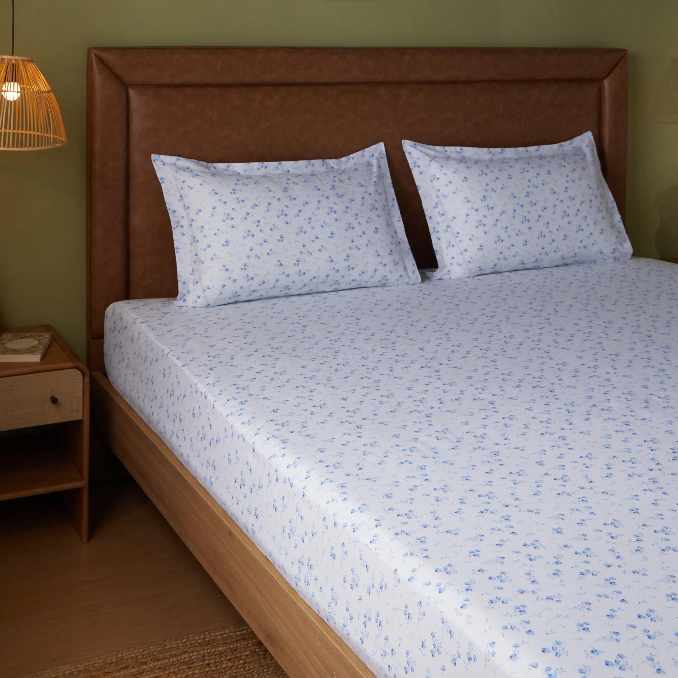 Bloomshire Classic | Everyday Charm Printed Cotton Fitted Sheet Set-Ocean Blue Ocean Blue / Queen