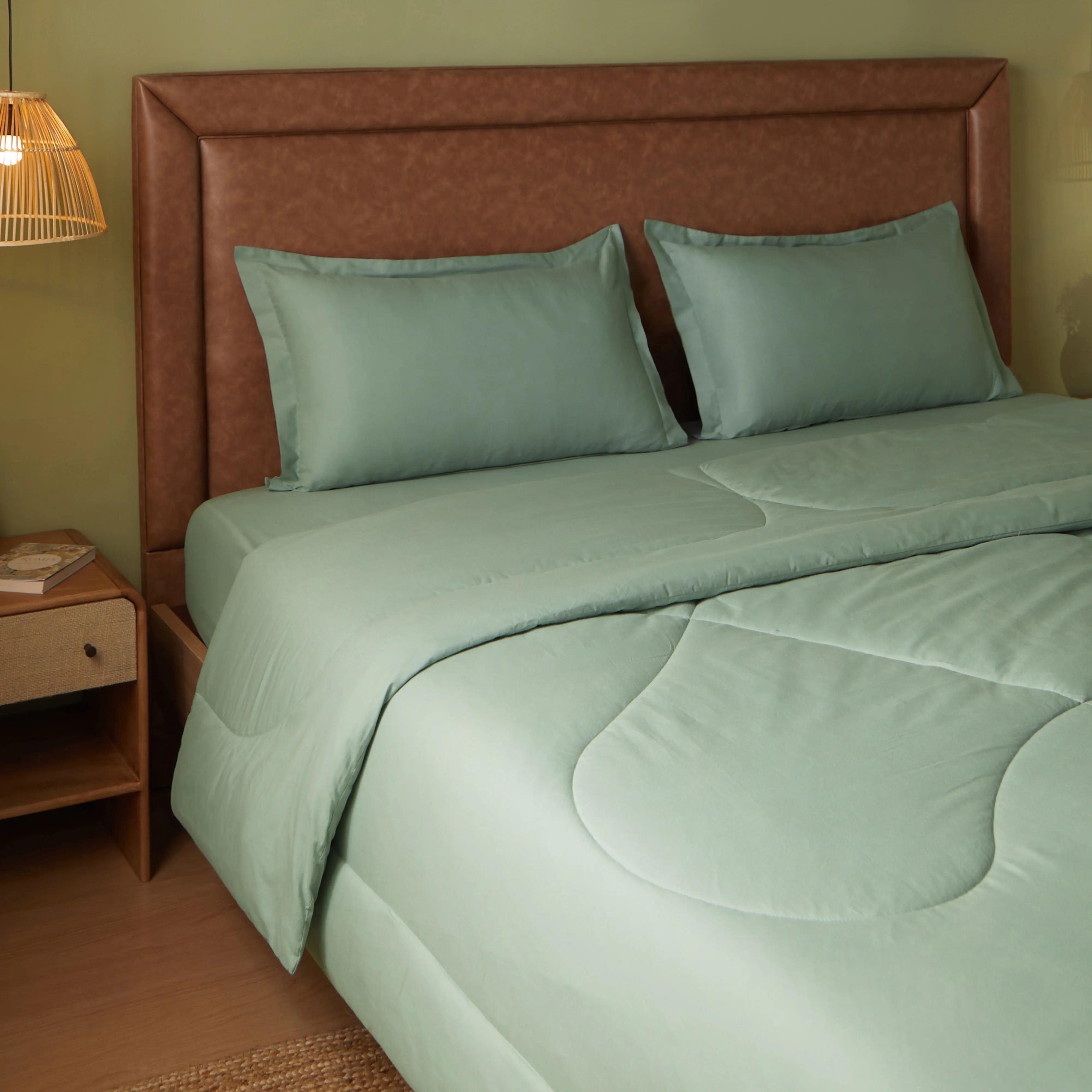Paleto | Everyday Hues Cotton Solid Dyed 240GSM Comforter for Extra Warmth-Green Sage Green Sage / Double