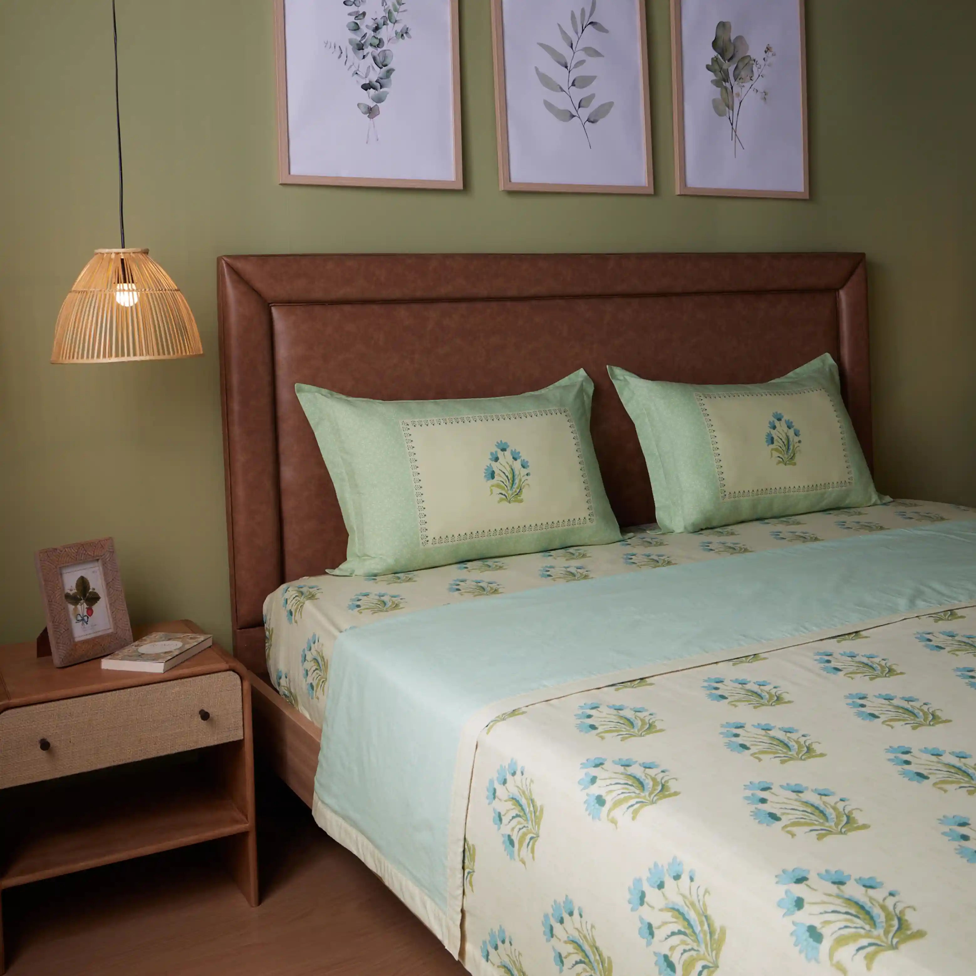 Chippa Lane | Contemporary Indian Print Design Coordinated Bedding Set | Set of Bedsheet & Dohars-Indian Sage Indian Sage / Double
