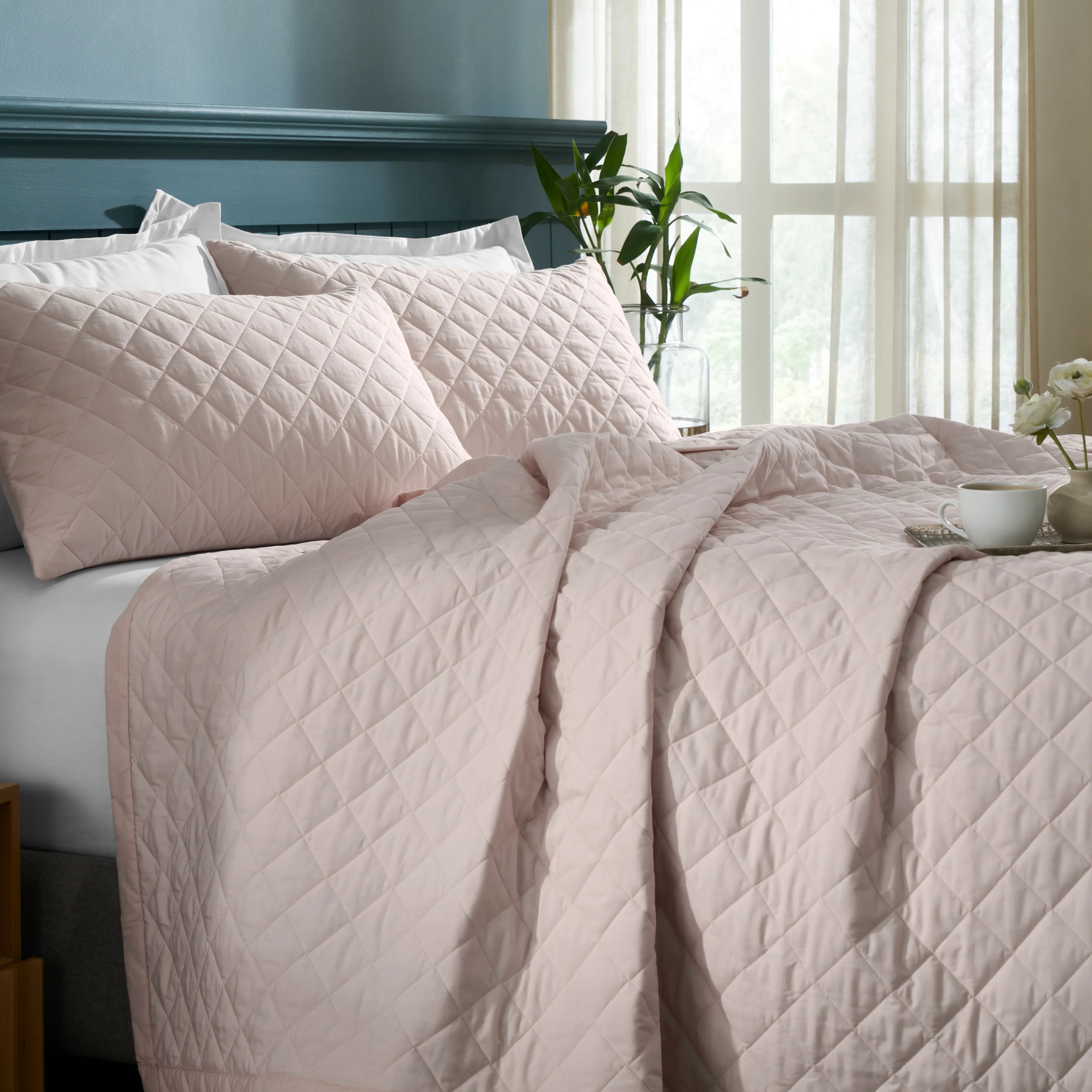 Nuvola | Luxurious Solid Dyed Diamond Quilted Cotton Bedcover Set Sepia Rose