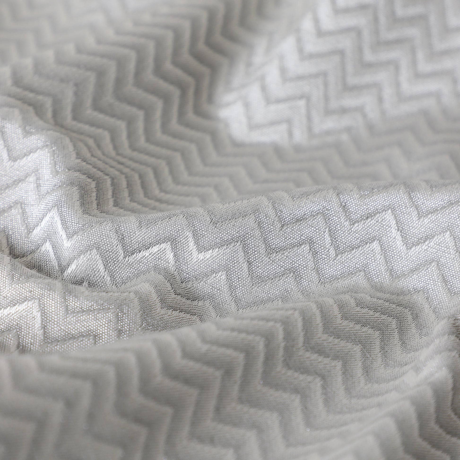 De Jacquard - Classic Set Of 2 Jacquard Readymade Curtains | Endless Chevron Mink / Door-XL (9ft X 4.4ft)