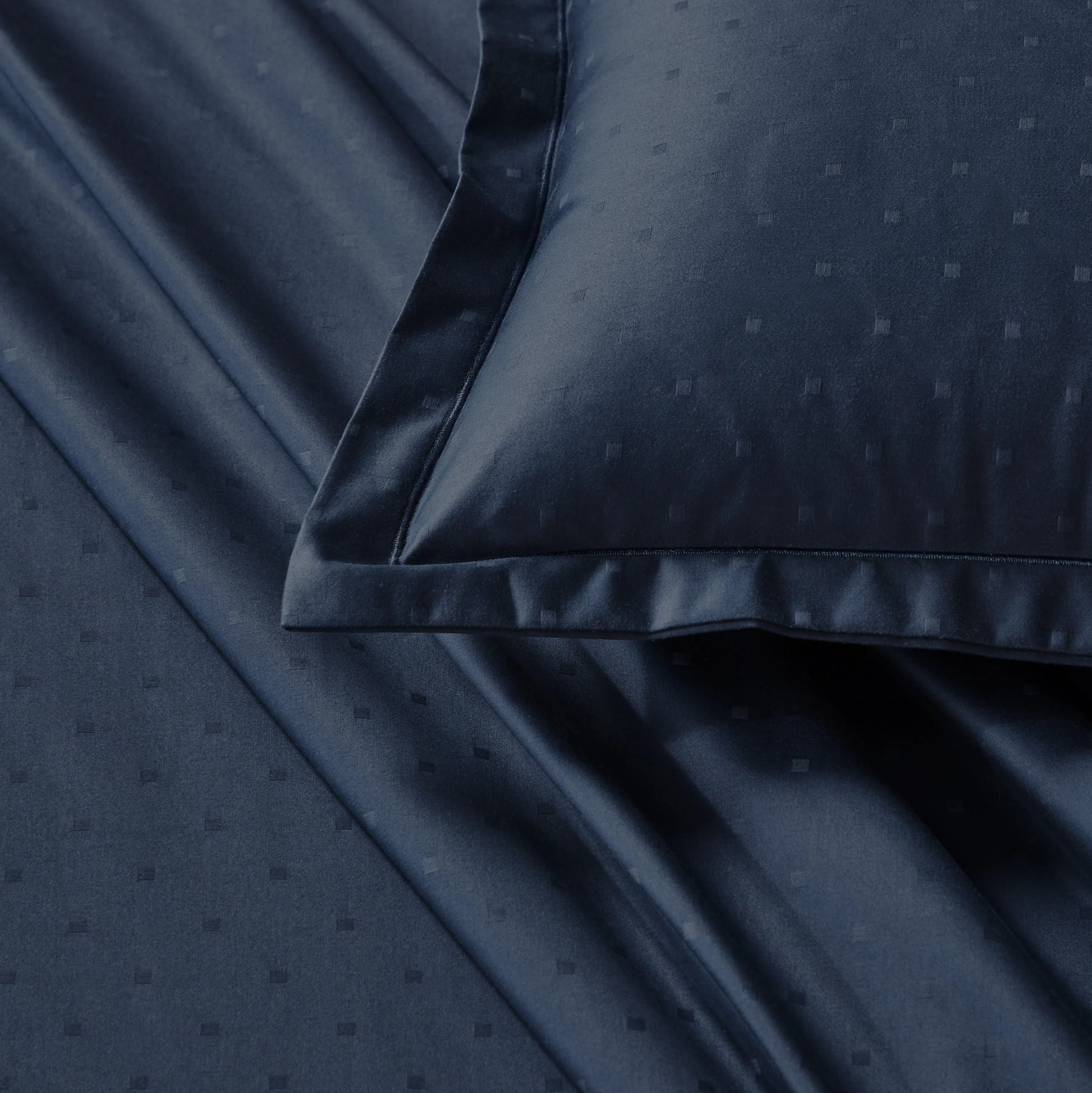 Ricaso | 1000TC Egyptian Cotton Swiss Dot Super Soft Fitted Sheet Set | Pillow Cover with Merrow Hem Treatment Navy / King
