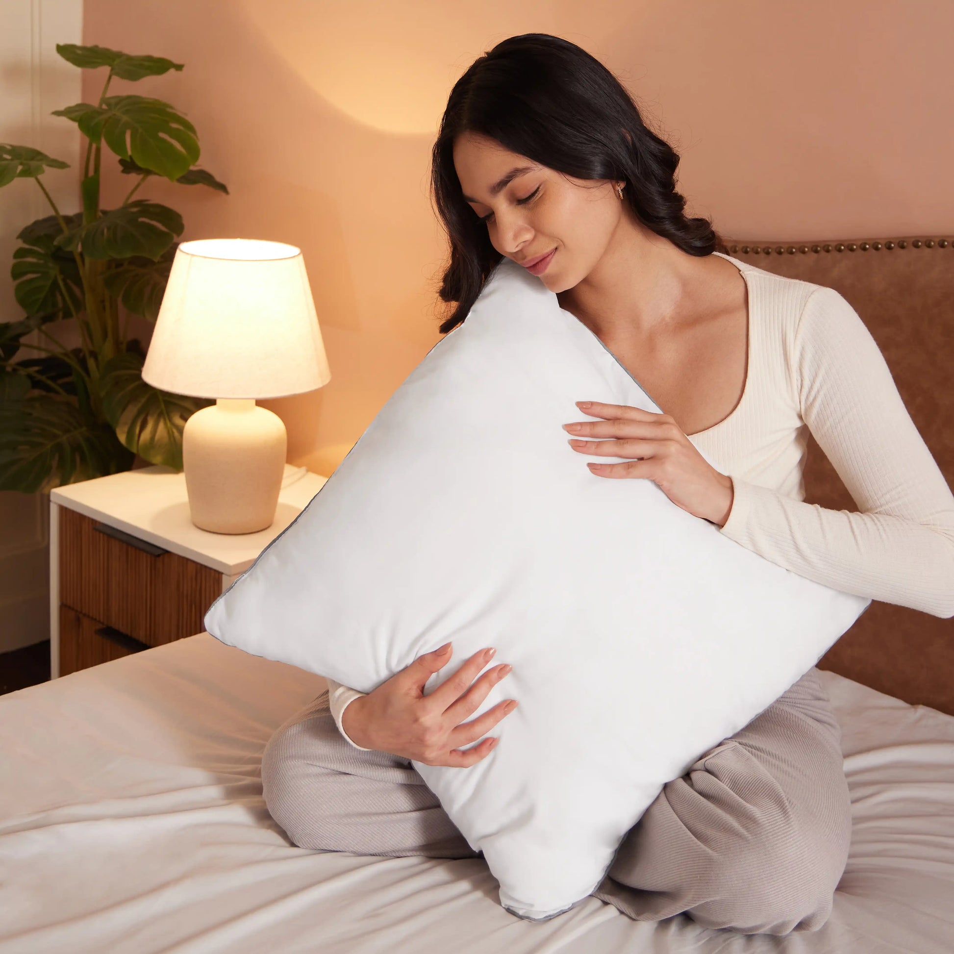 Snow Soft White Solid Dyed Cushion Filler White / Cushion Cover (51cm x 51cm)