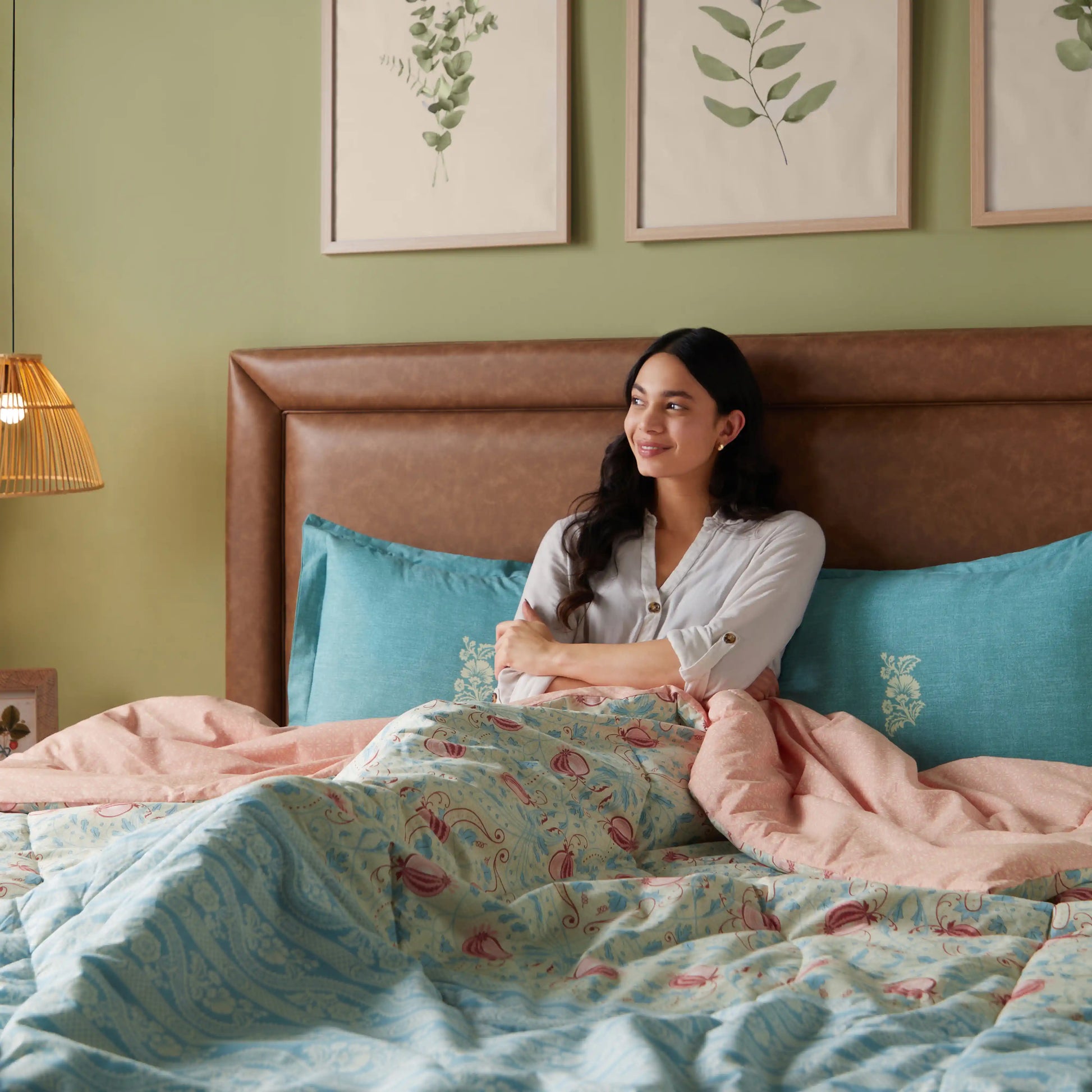 Chippa Lane | Contemporary Indian Print Design Coordinated Bedding Set | Set of Bedsheet & Comforter-Light Blue Light Blue / Double