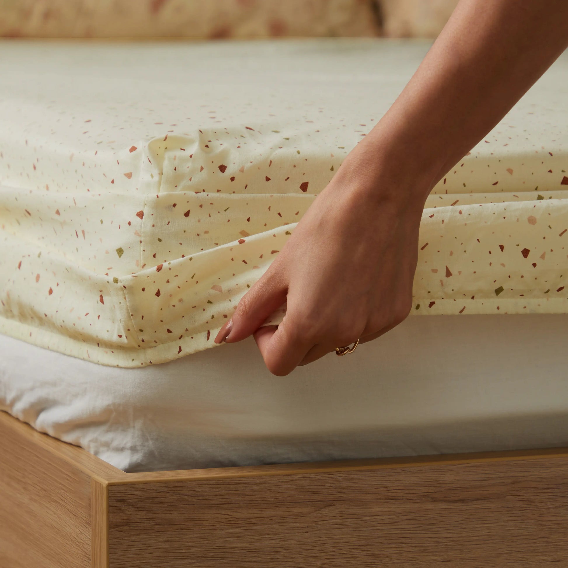 Mishella Printed Cream Fitted Sheet Set Cream / King