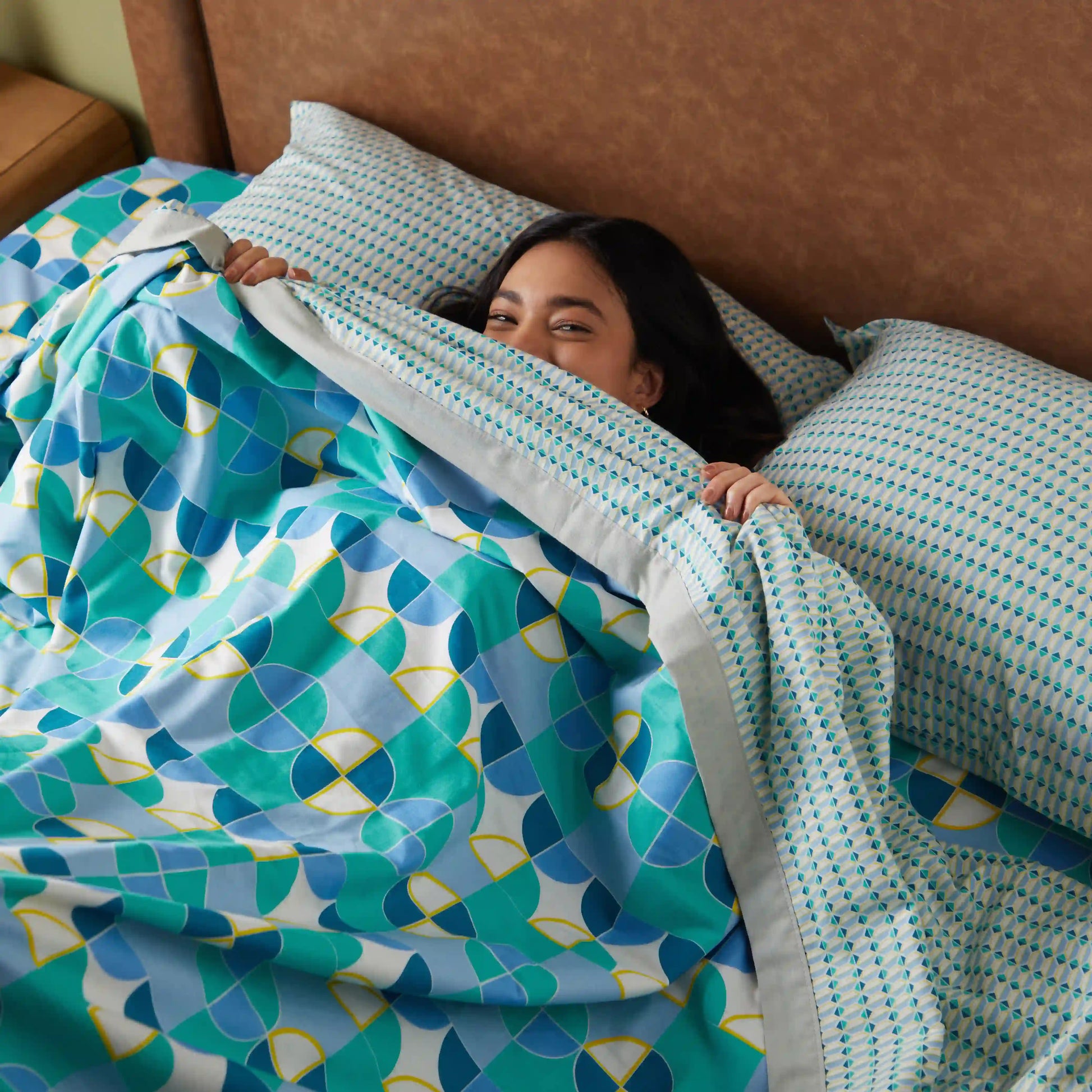 Mishella Printed Orbit Teal Bedding Set-3 (Dbl Bedsheet + Dbl Comforter) Orbit Teal / Double
