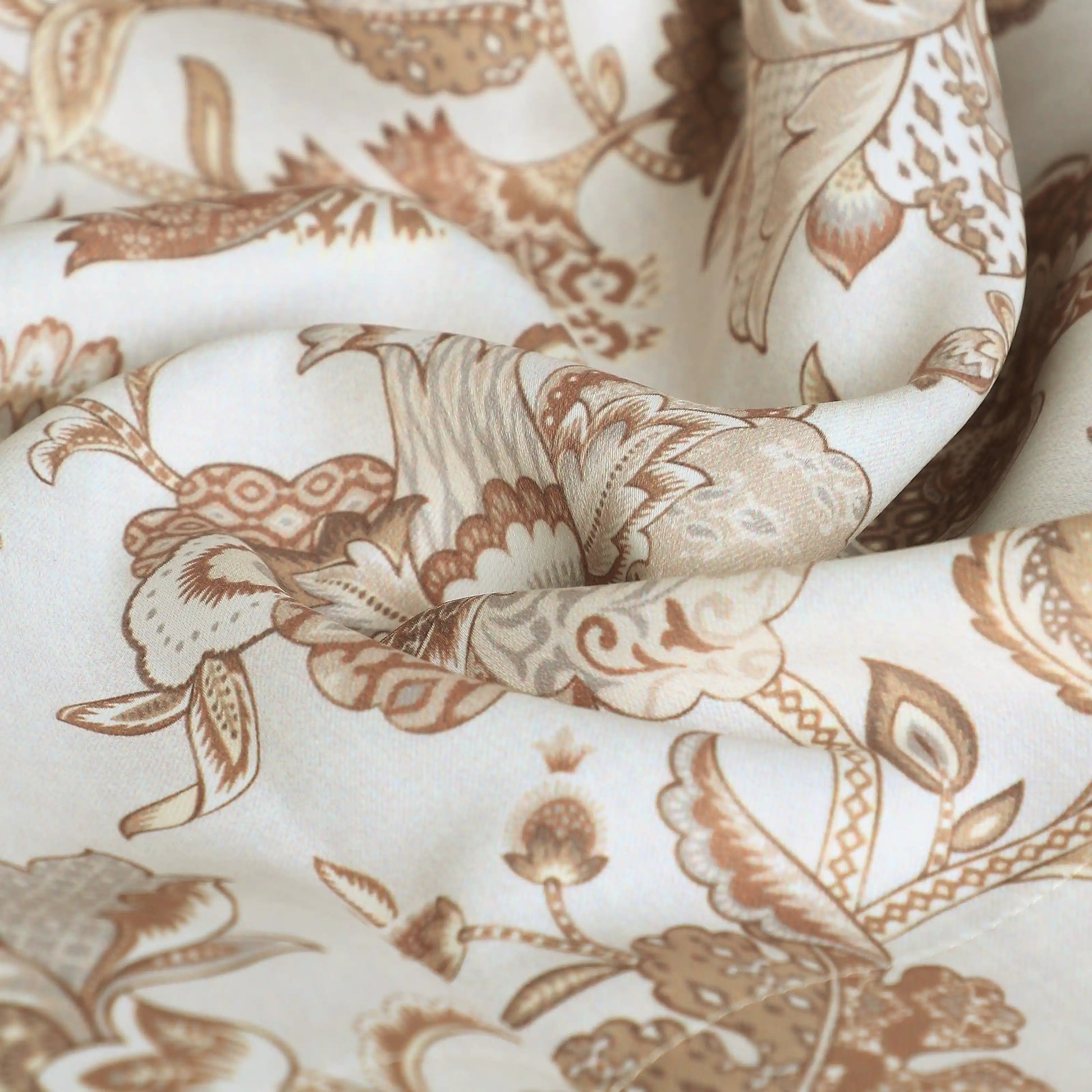 Bloomshire Classic Set Of 2 Printed Readymade Curtains | Classic Chintz Sand / Window (5ft X 4.4ft)