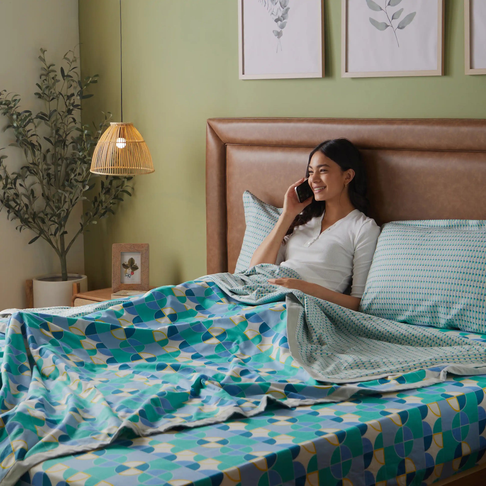 Mishella Printed Orbit Teal Dohar Orbit Teal / Single