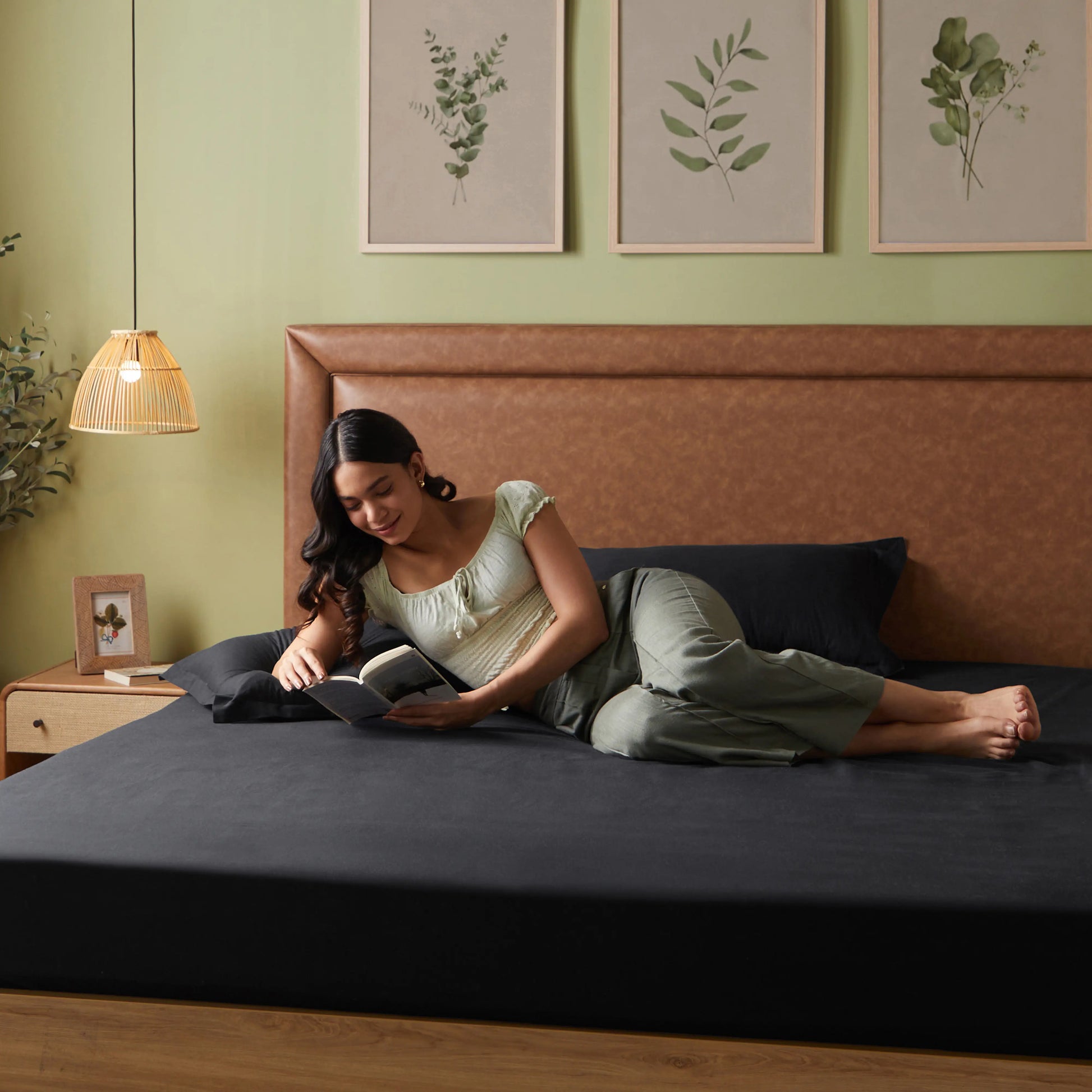 Paleto | Everyday Hues Solid Dyed Cotton Fitted Sheet Set-Black Black / Queen