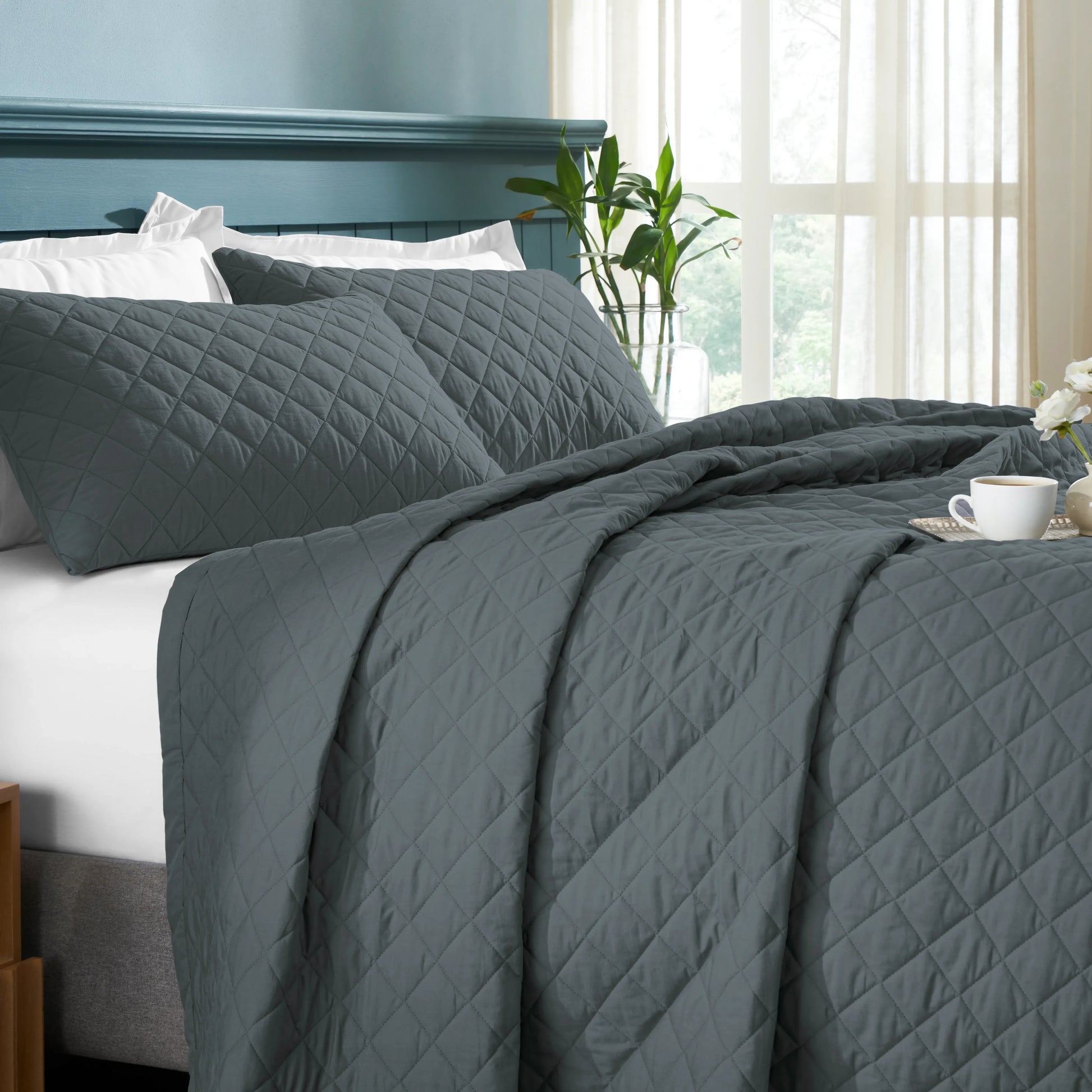 Nuvola | Luxurious Solid Dyed Diamond Quilted Cotton Bedcover Set Charcoal