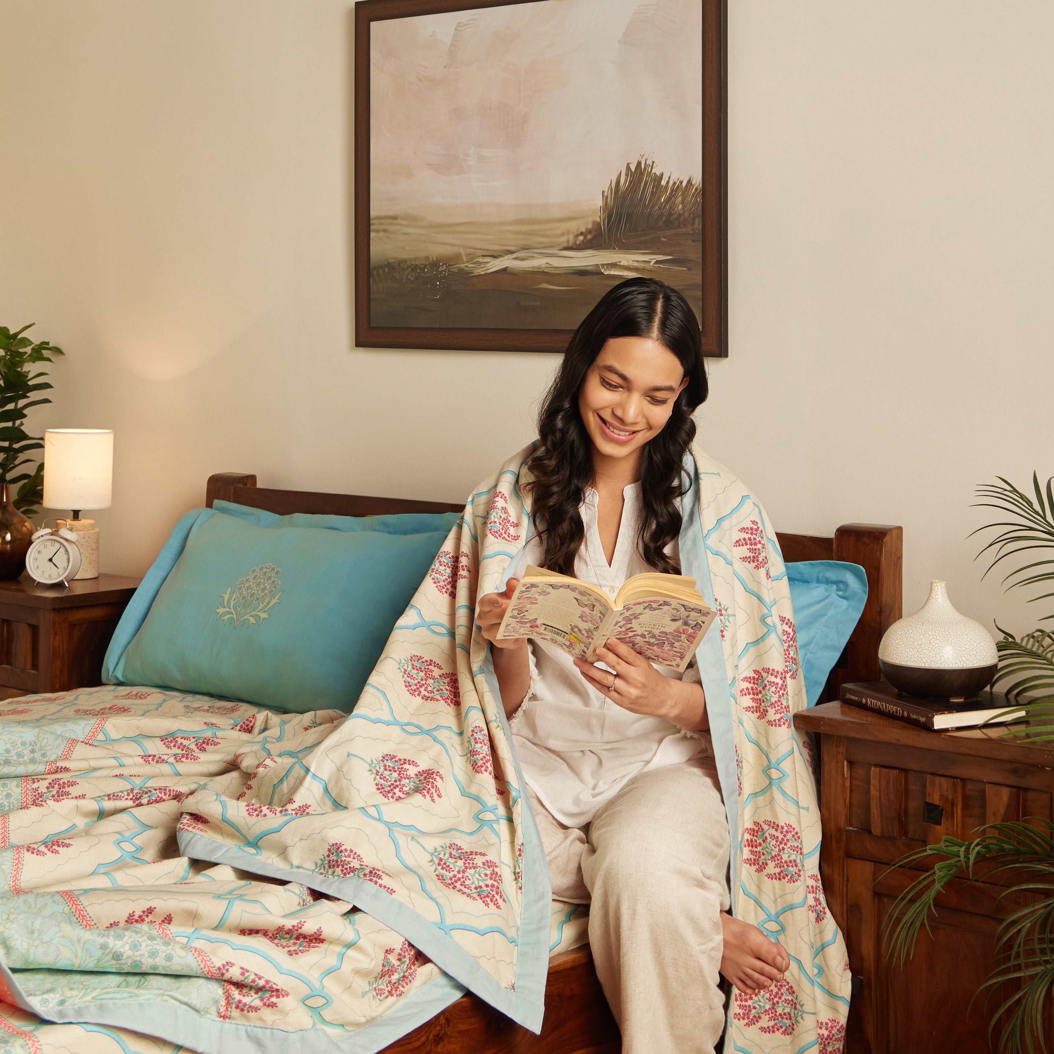 Chippa Lane | Contemporary Indian Print Design Coordinated Bedding Set | Set of Bedsheet & Dohar Sage Bloom / Double
