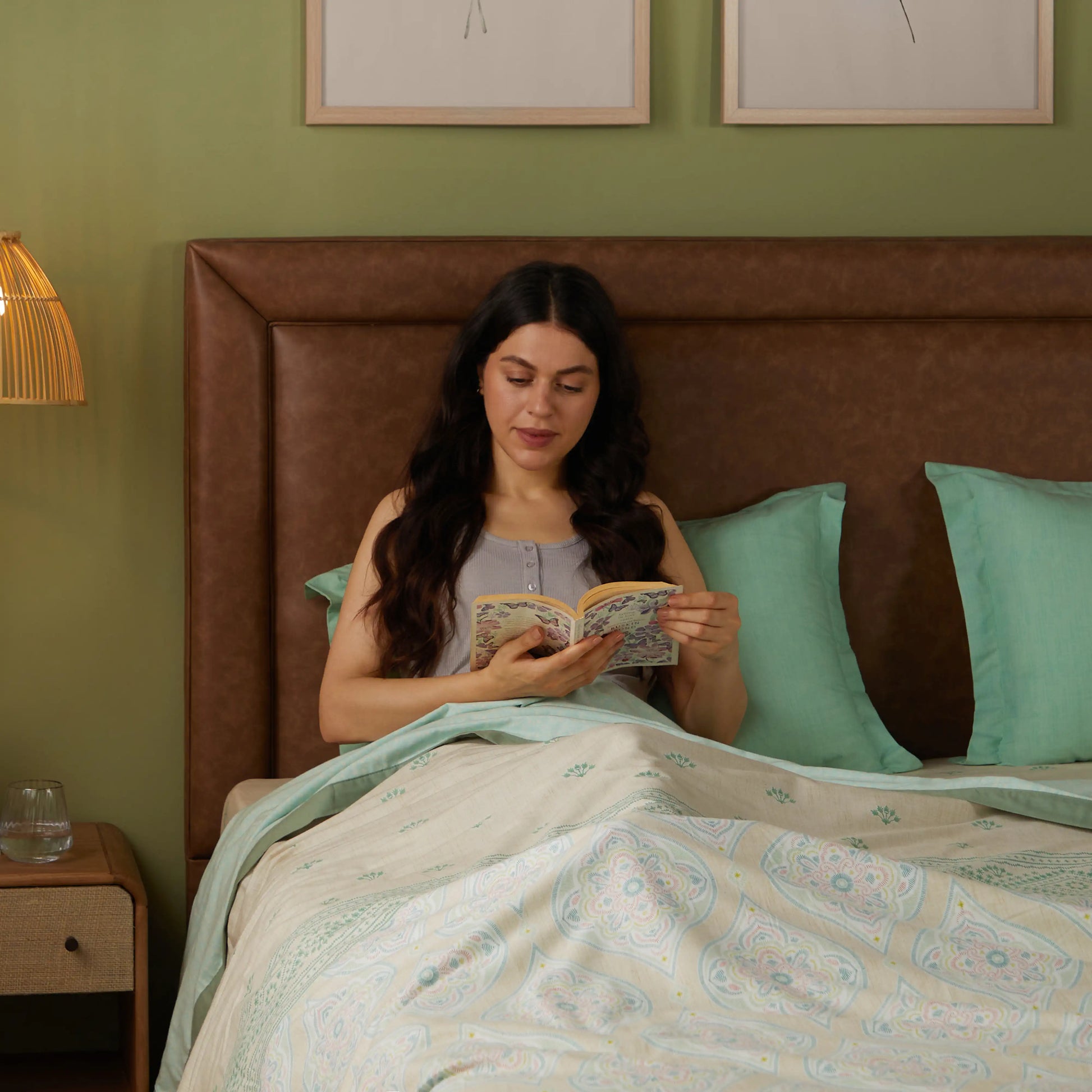 Chippa Lane | Contemporary Indian Print Design Coordinated Bedding Set | Set of Bedsheet & Dohar-Sage Sage / Double