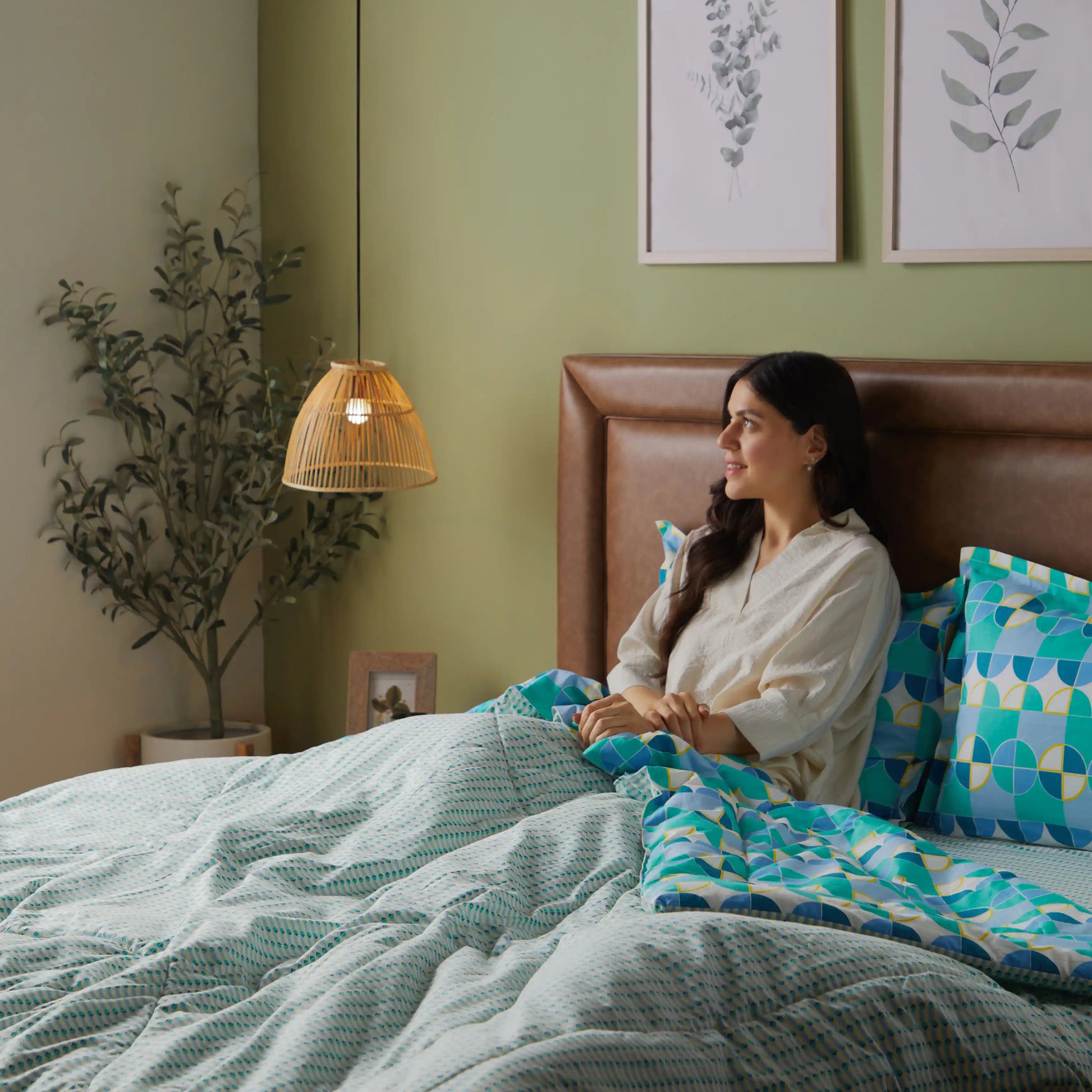 Mishella Printed Kaleido Teal Comforter-240gsm Kaleido Teal / Double
