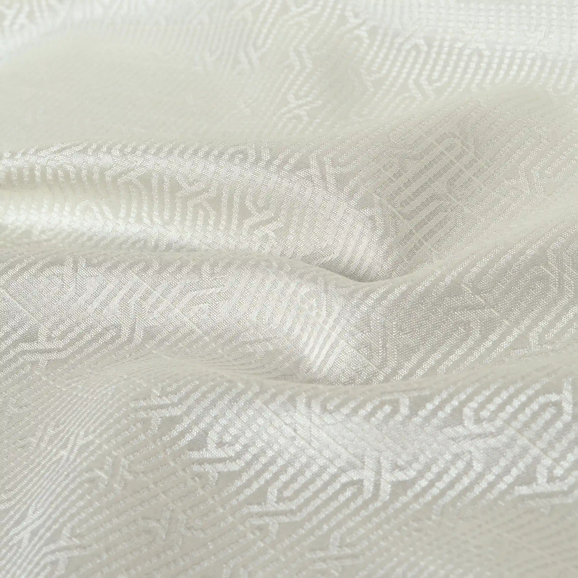 De Jacquard - Classic Set Of 2 Jacquard Readymade Curtains | Layered Lines Snow / Window (5ft X 4.4ft)
