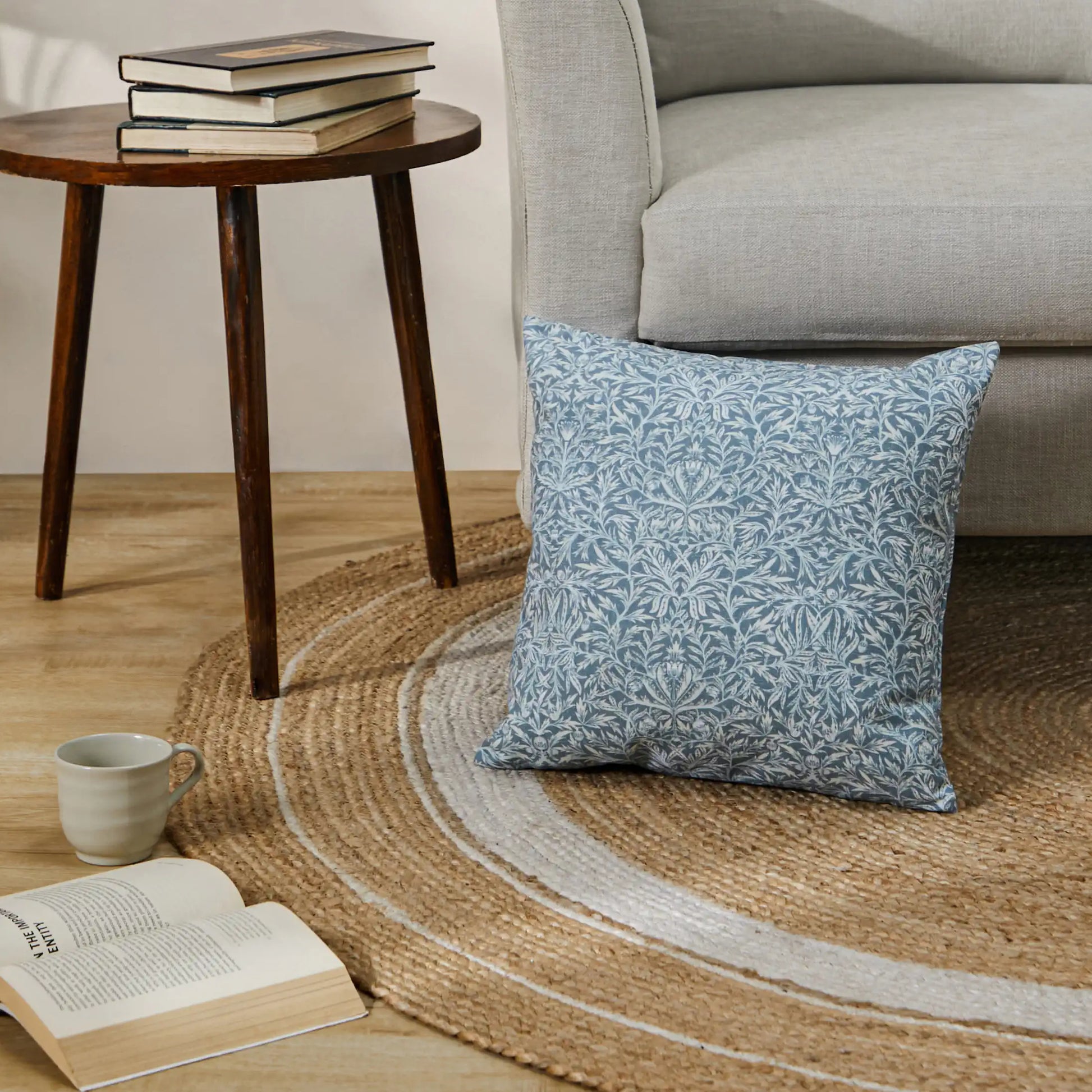 Vissencia Printed Cushion Cover | Floral Fresco Bluebell / Cushion Cover (51cm x 51cm)