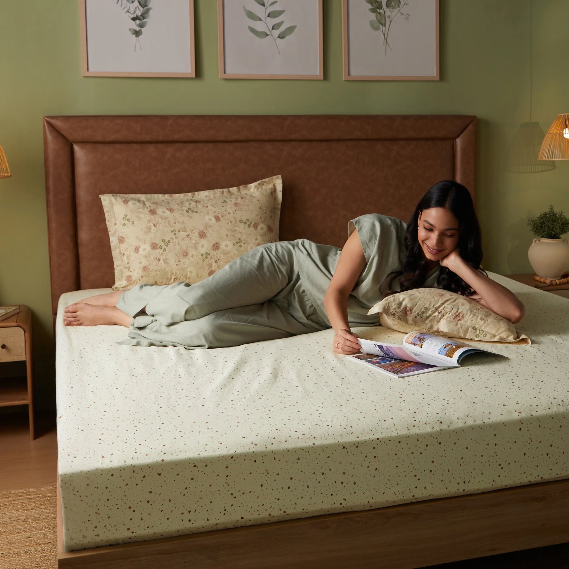 Mishella Printed Cream Fitted Sheet Set Cream / Queen