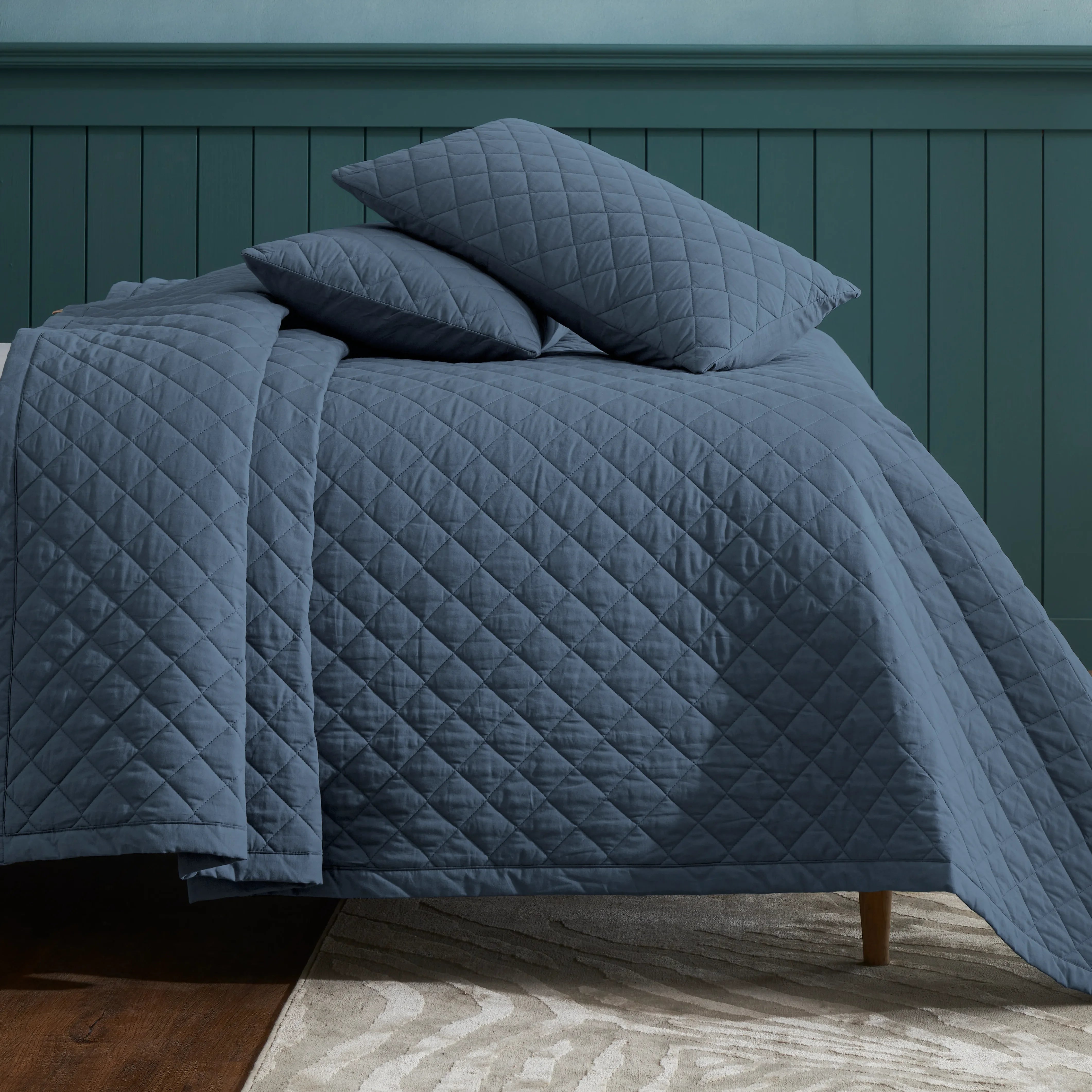 Nuvola | Luxurious Solid Dyed Diamond Quilted Cotton Bedcover Set Estate Blue