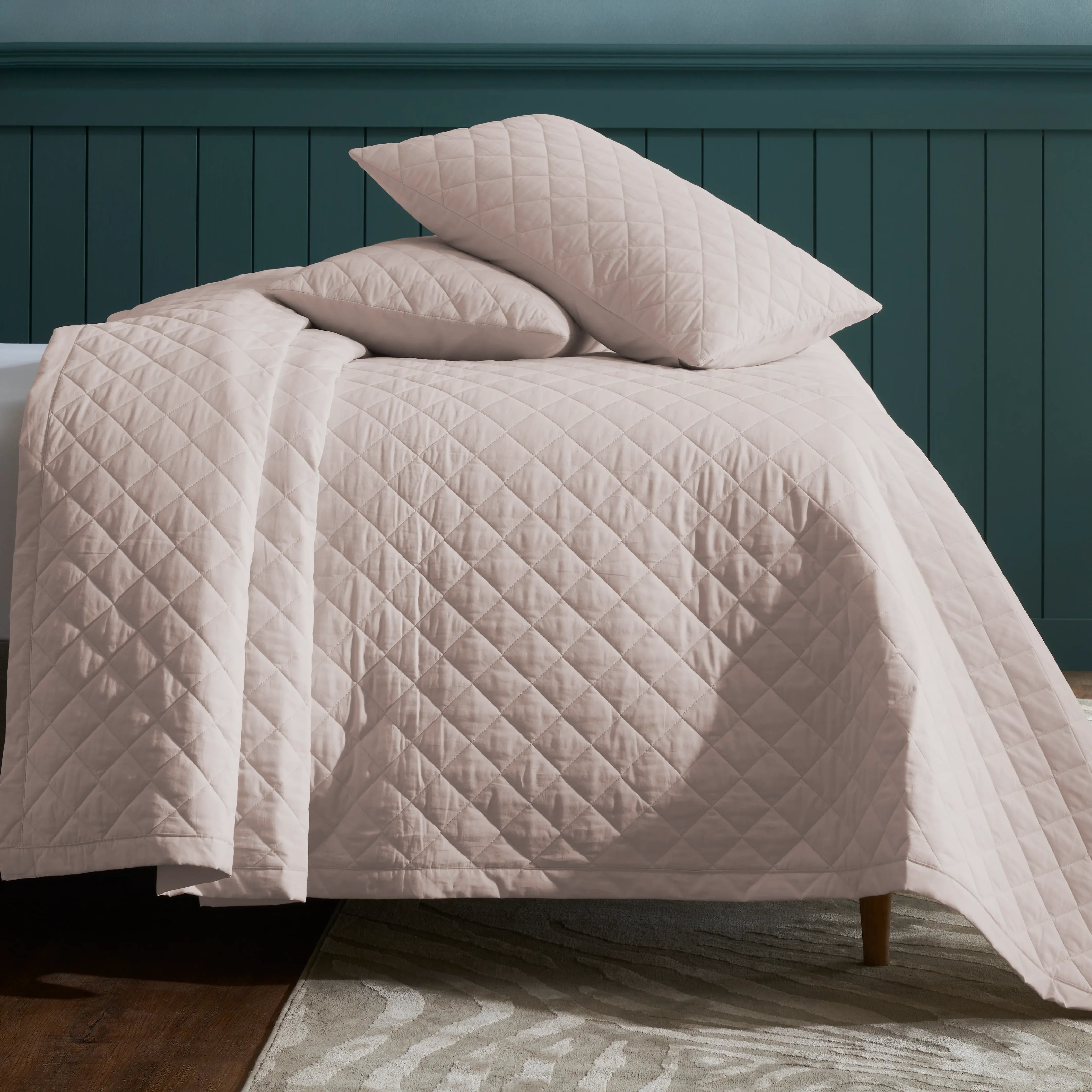 Nuvola | Luxurious Solid Dyed Diamond Quilted Cotton Bedcover Set Sepia Rose