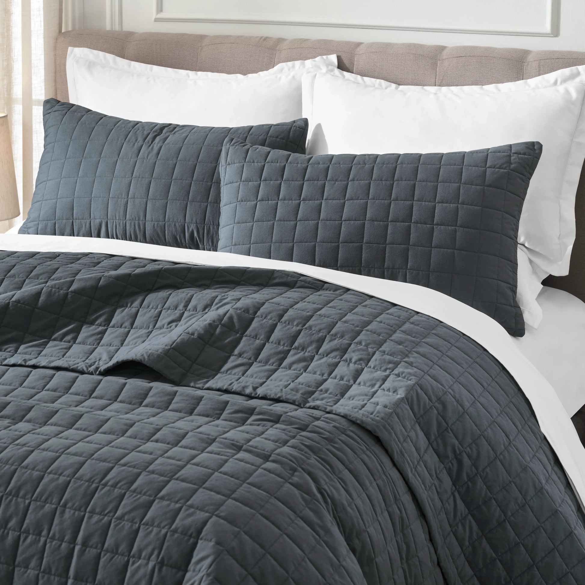 Nuvola | Luxurious Solid Dyed Box Quilted Cotton Bedcover Set Charcoal