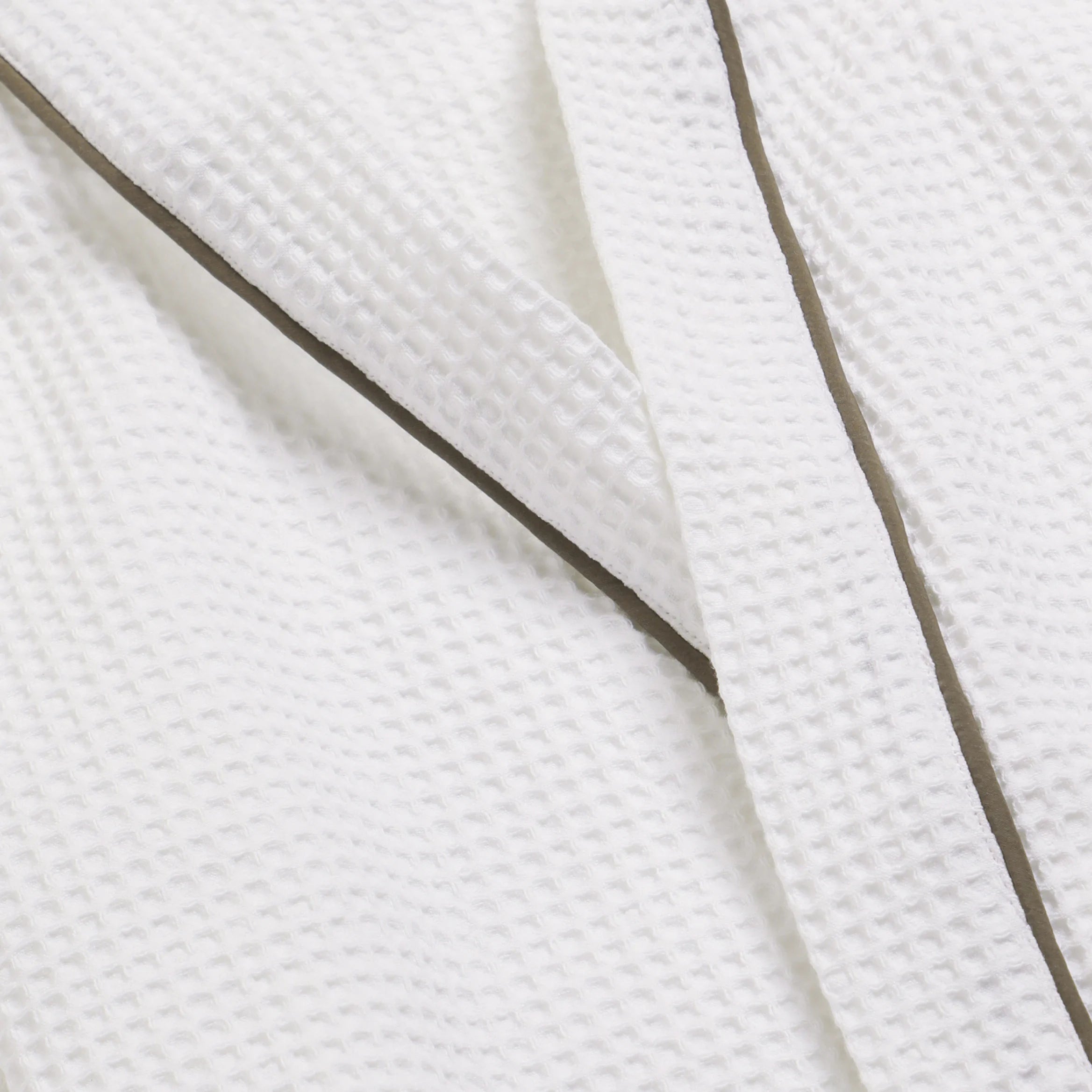 Pelushe 100% Cotton Bathrobe White / Medium