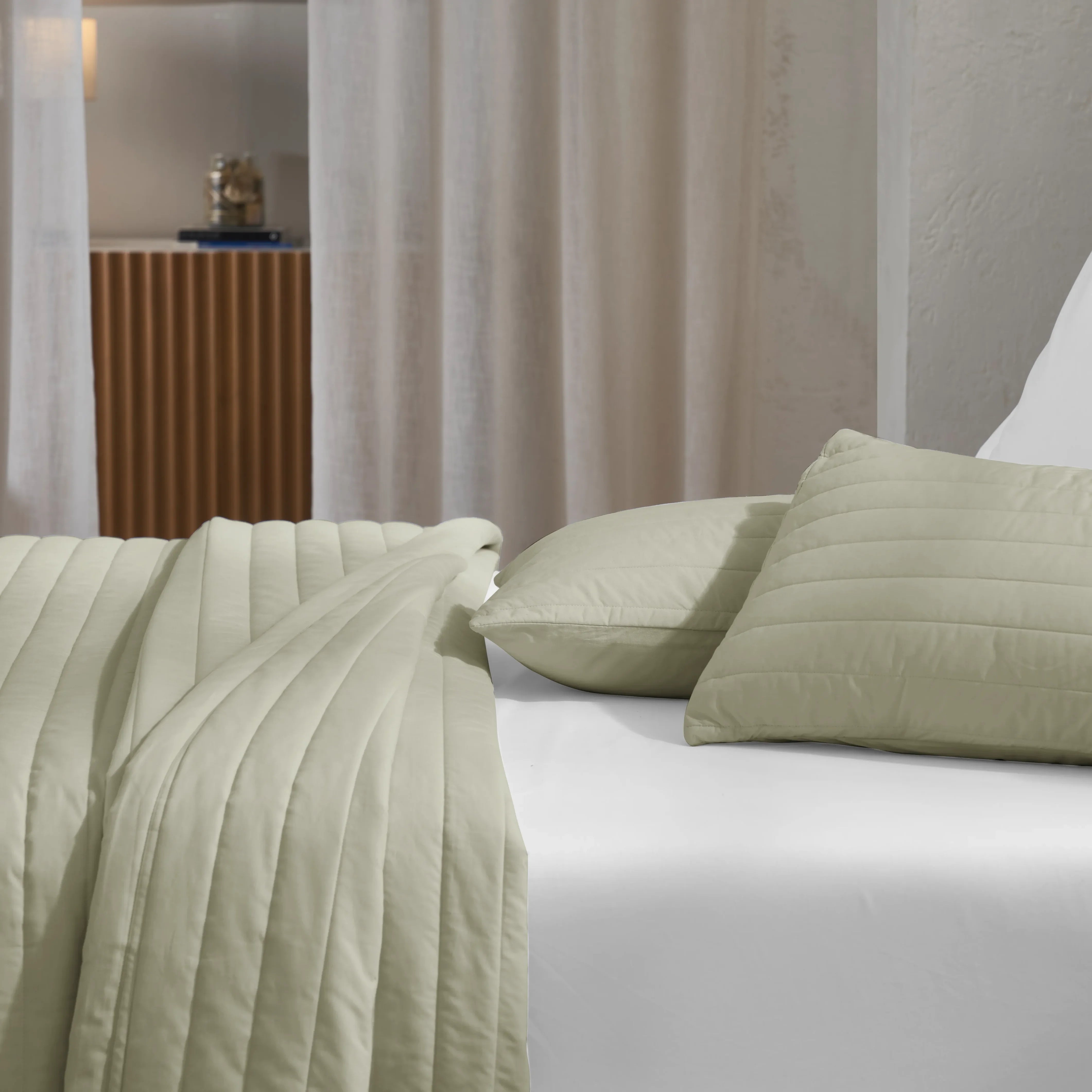 Nuvola | Luxurious Solid Dyed Straight Quilted Cotton Bedcover Set Linen