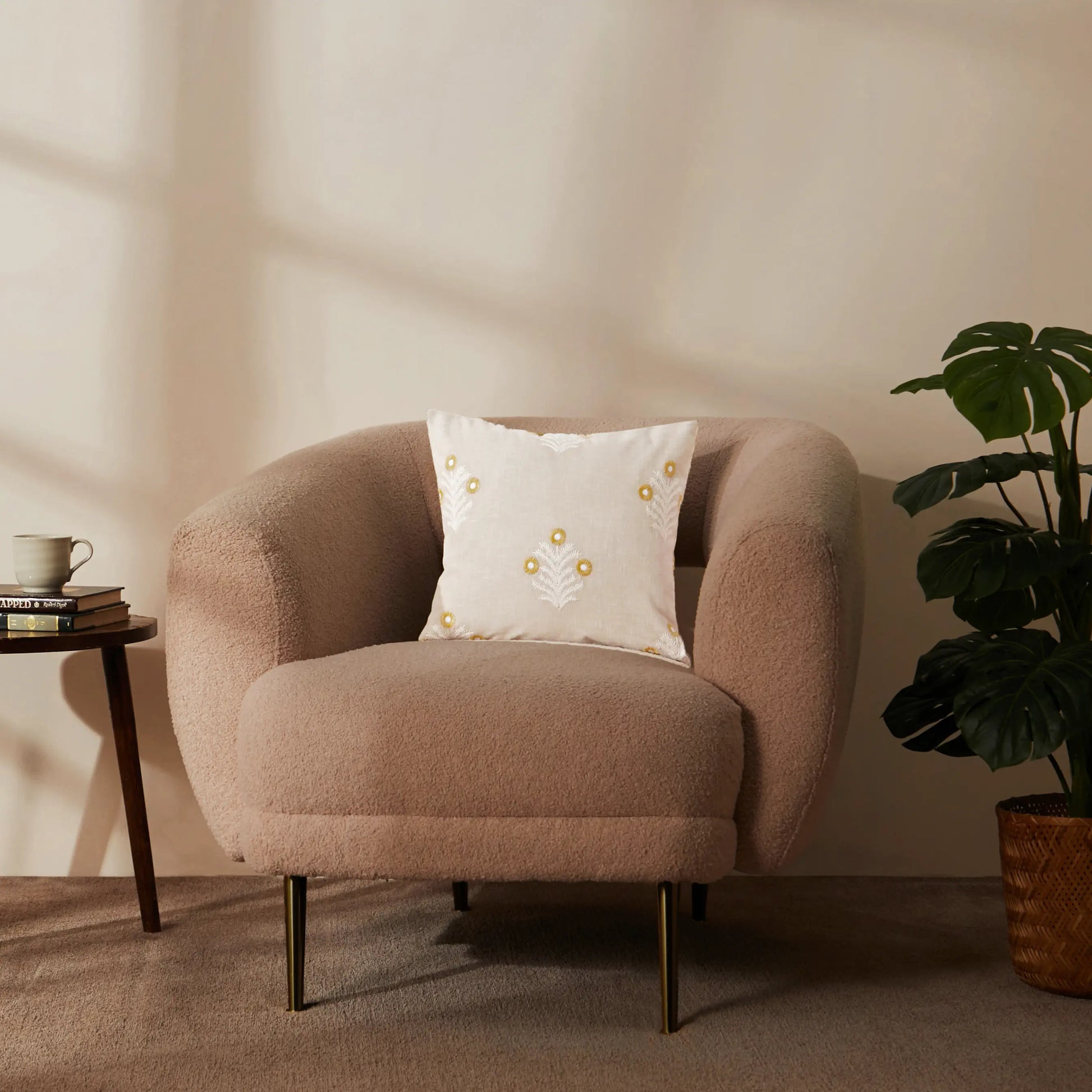 Vissencia Embroidered Cushion Cover | Threaded Bloom Mustard / Cushion Cover (41cm x 41cm)
