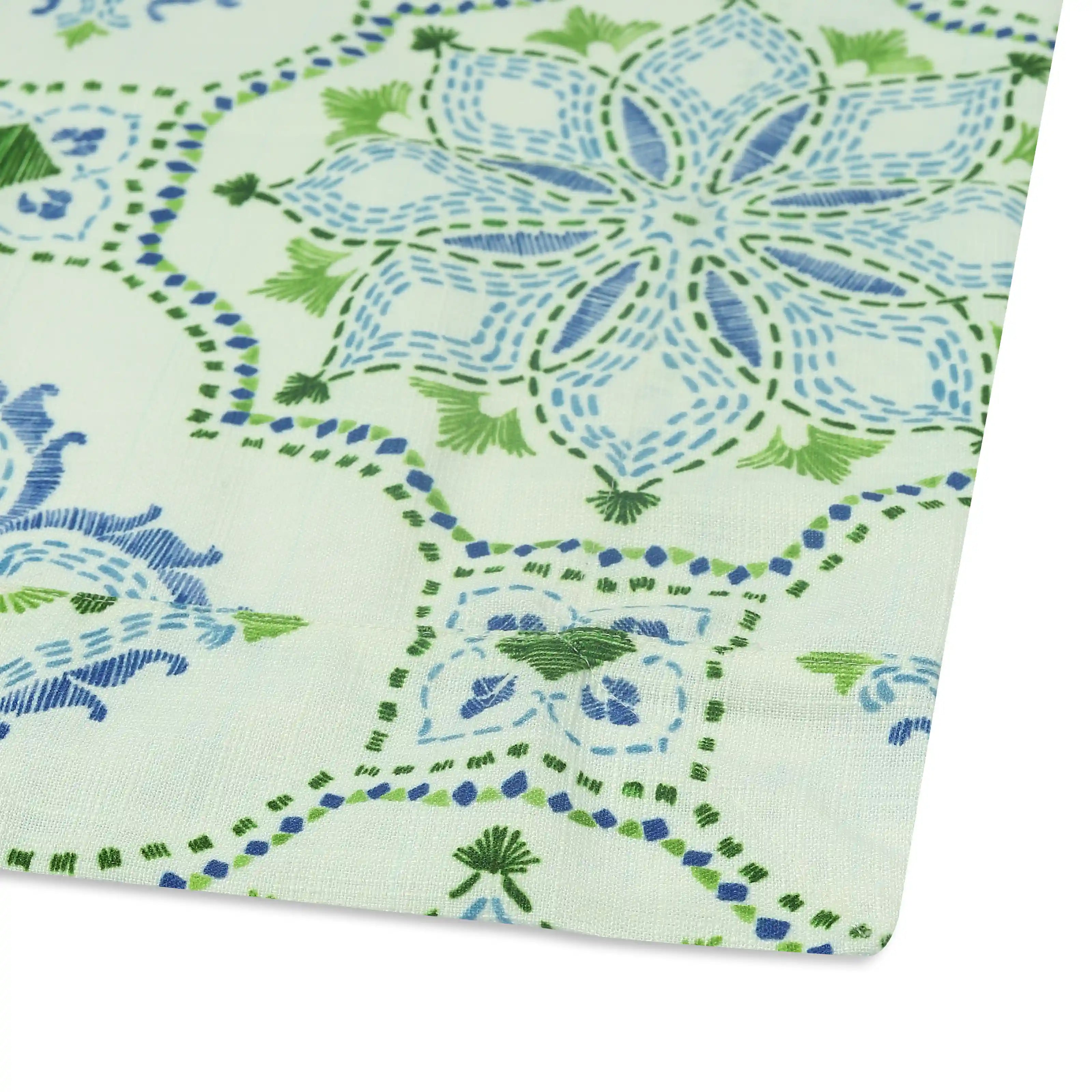 Nonna's Home 100% Polyester Table Cloth Bespoke Blooms / Table Cloth (150cm x 150cm)