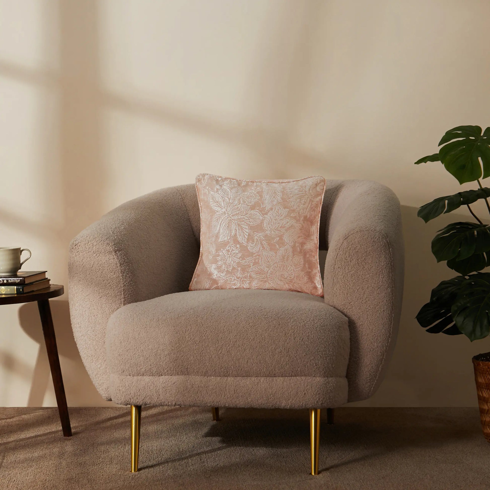 Vissencia Printed Cushion Cover | Blooming Chintz Desert Pearl / Cushion Cover (51cm x 51cm)