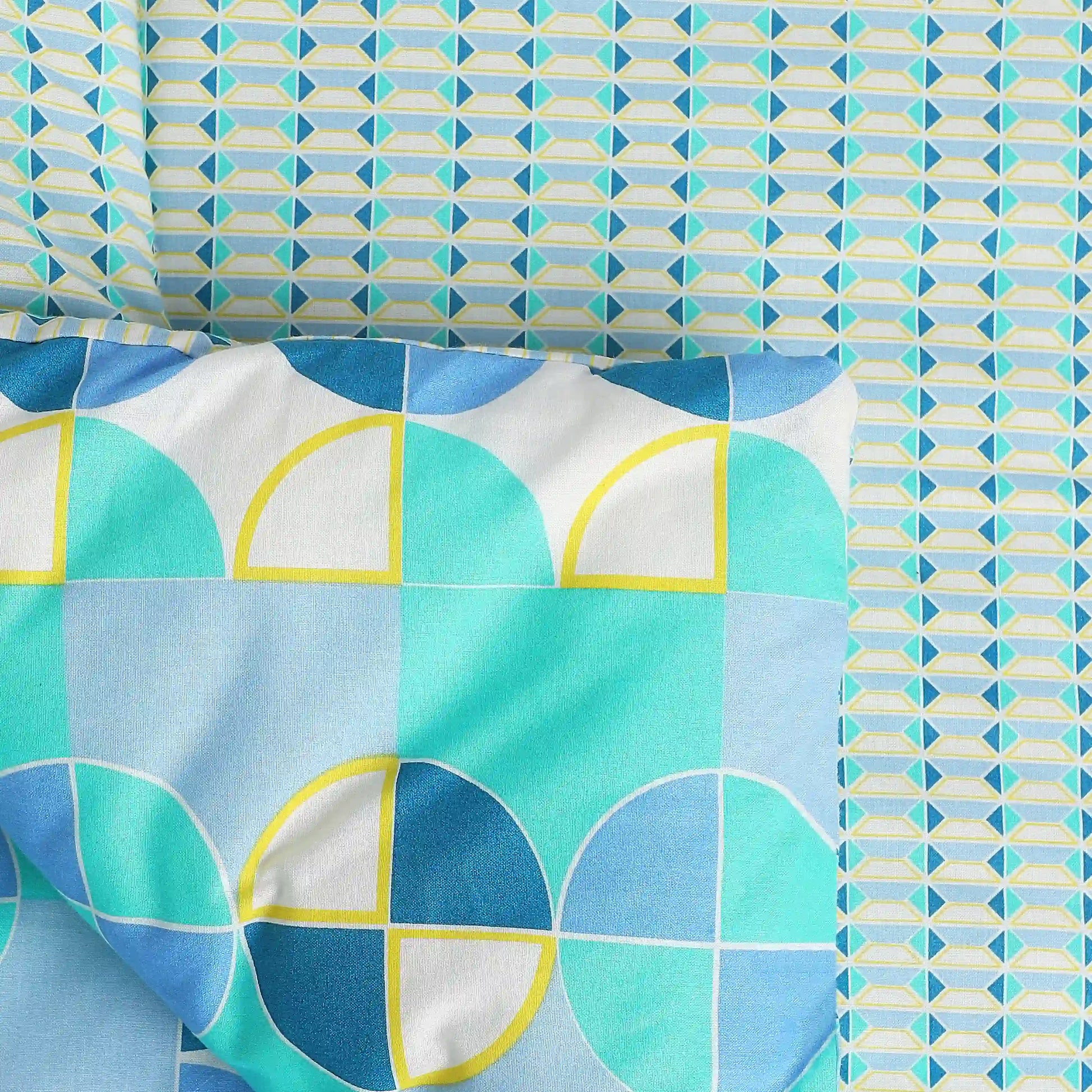 Mishella Printed Kaleido Teal Comforter-120gsm Kaleido Teal / Single