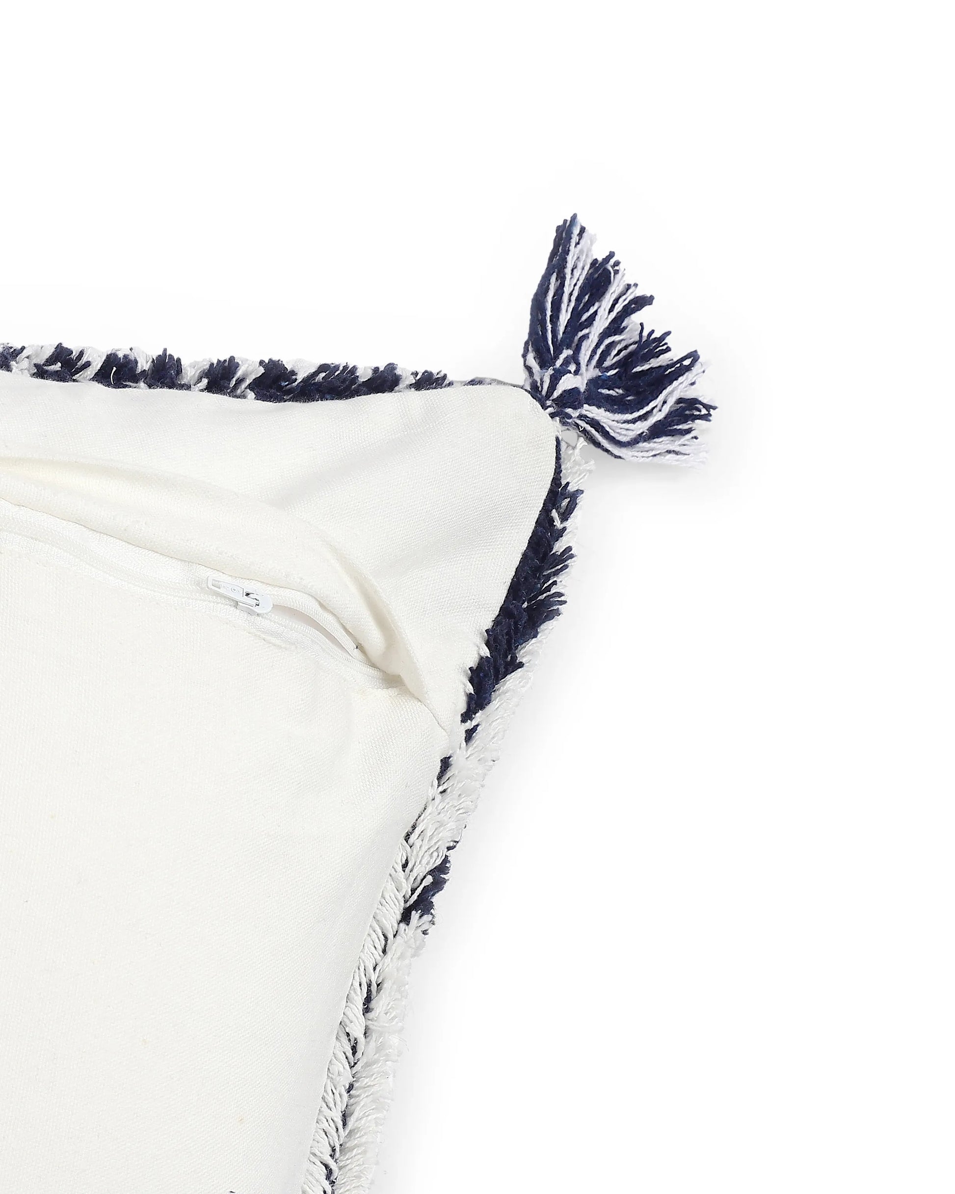 Vissencia 100% Cotton Knitted Cushion Cover | Triangle Nest Ash / Cushion Cover (41cm x 66cm)