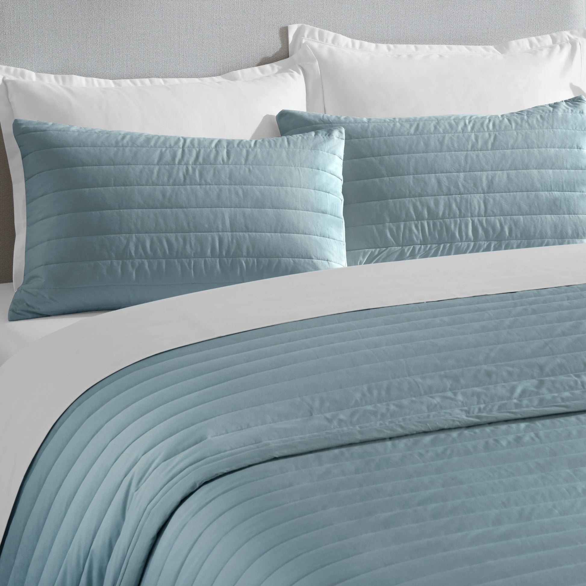 Nuvola | Luxurious Solid Dyed Straight Quilted Cotton Bedcover Set French Blue