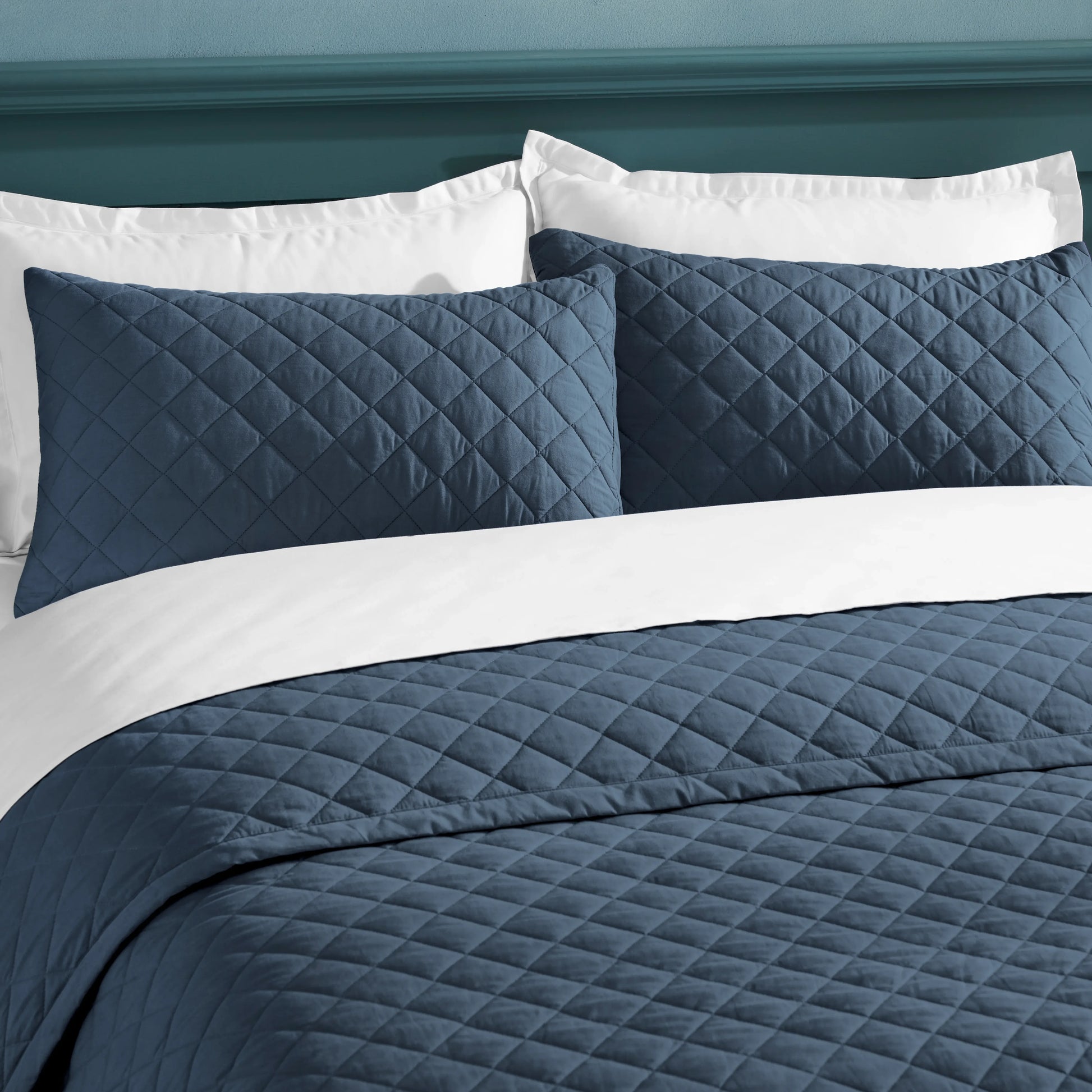 Nuvola | Luxurious Solid Dyed Diamond Quilted Cotton Bedcover Set Estate Blue