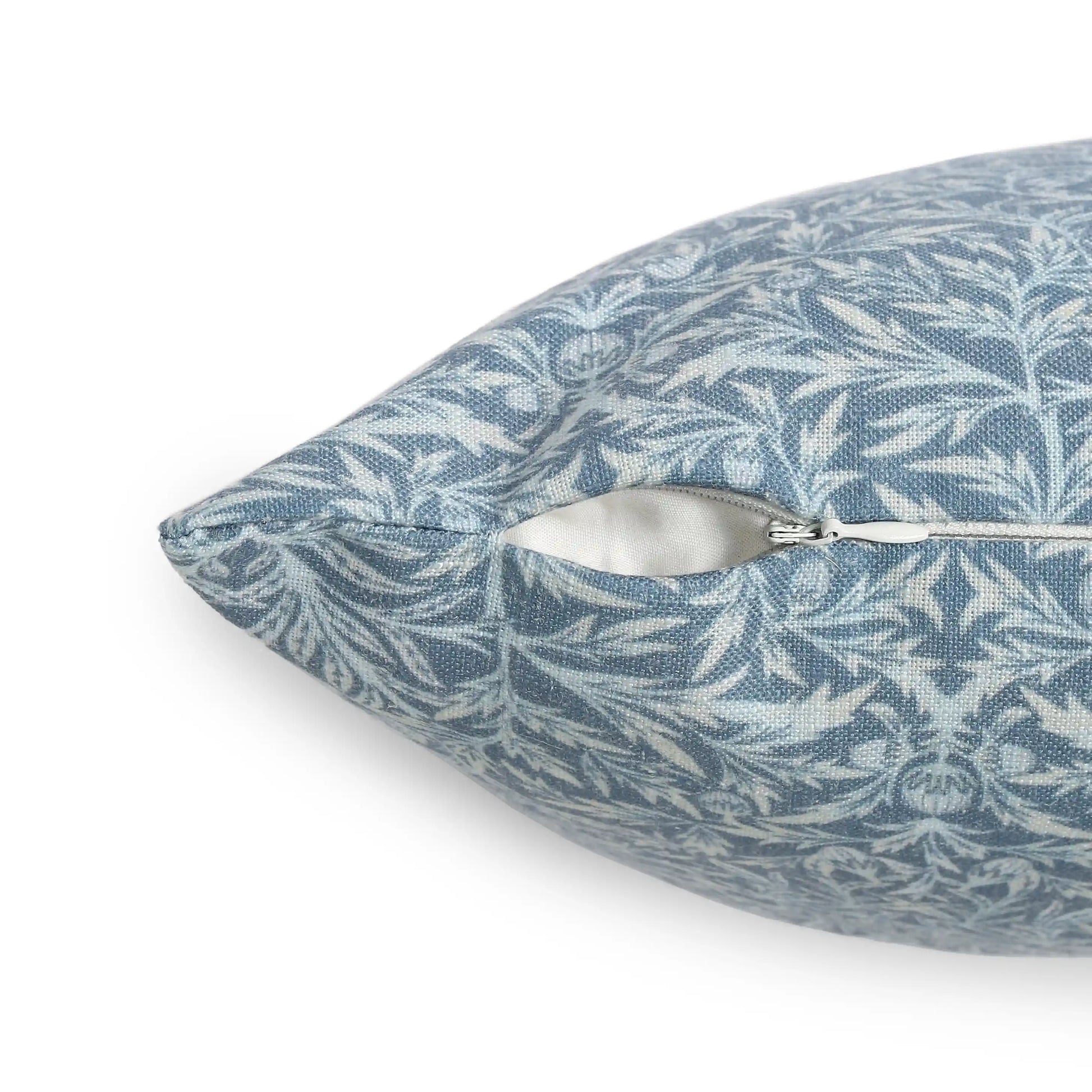 Vissencia Printed Cushion Cover | Floral Fresco Bluebell / Cushion Cover (51cm x 51cm)