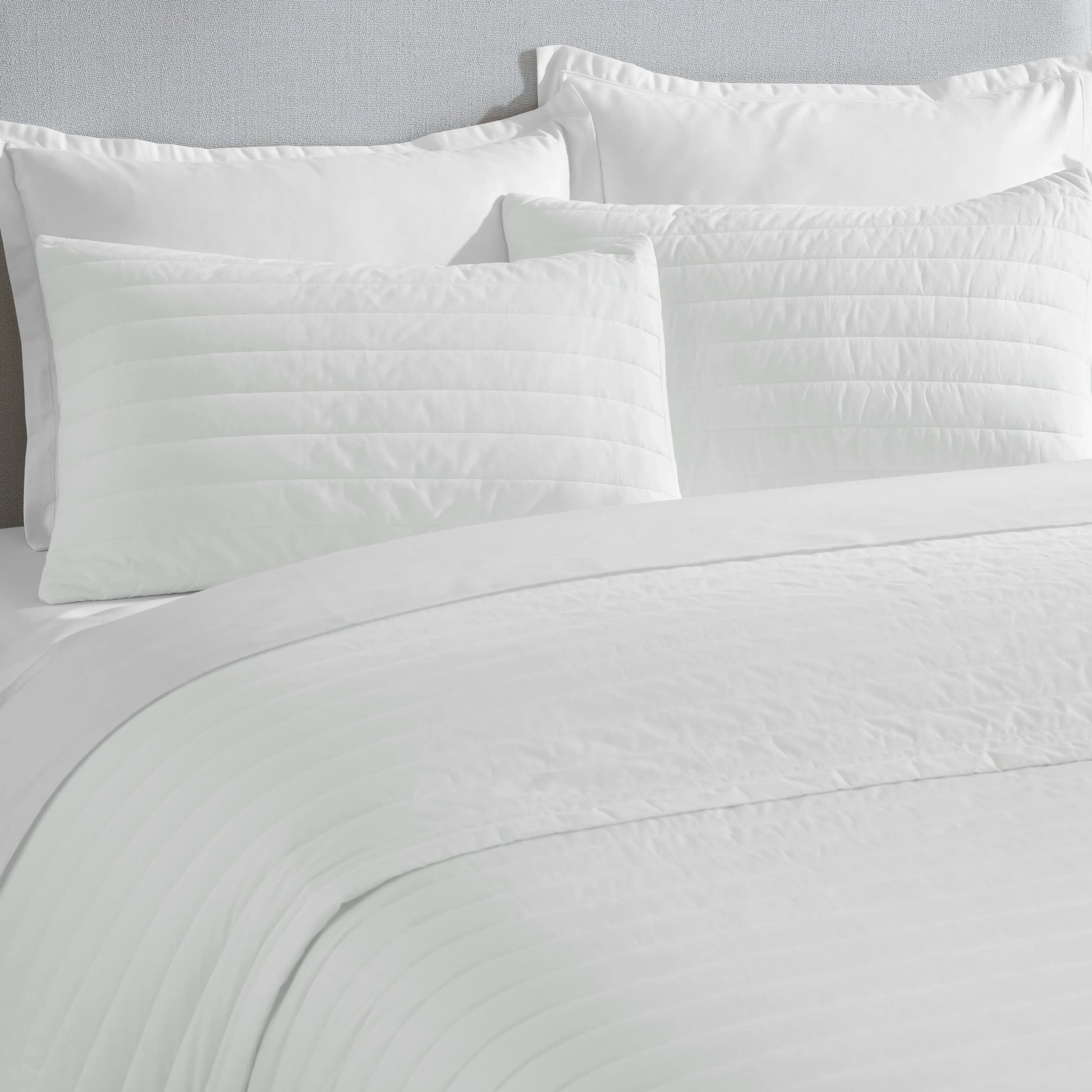 Nuvola | Luxurious Solid Dyed Straight Quilted Cotton Bedcover Set Optical White