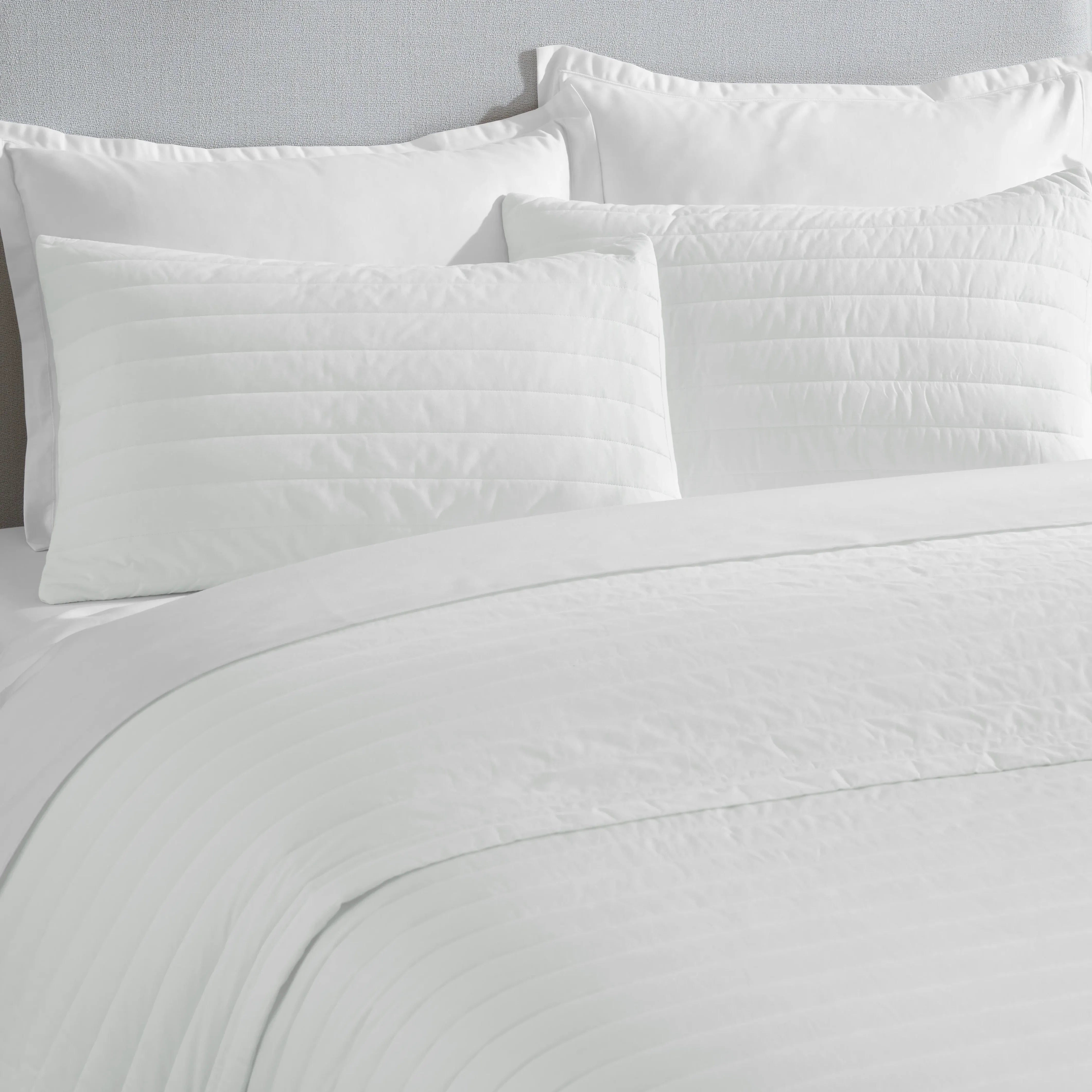 Nuvola | Luxurious Solid Dyed Straight Quilted Cotton Bedcover Set Optical White