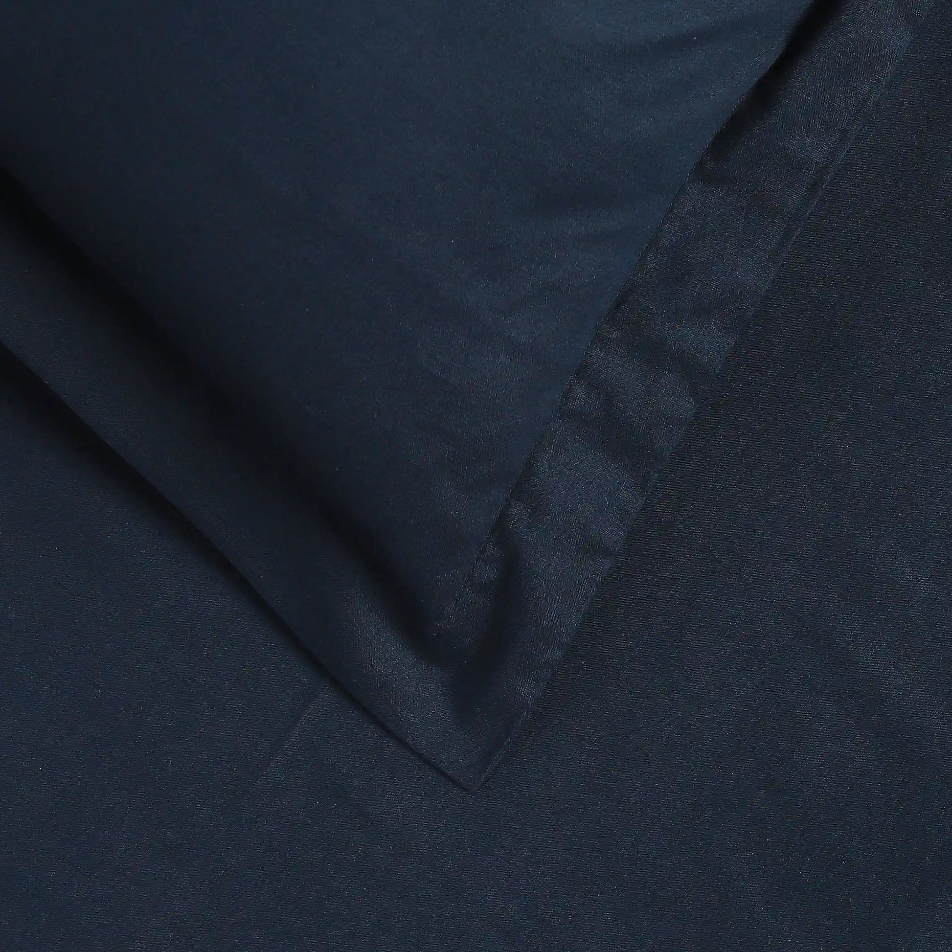 Paleto | Everyday Hues Solid Dyed Cotton Bedsheet Set-Navy Navy / Super King