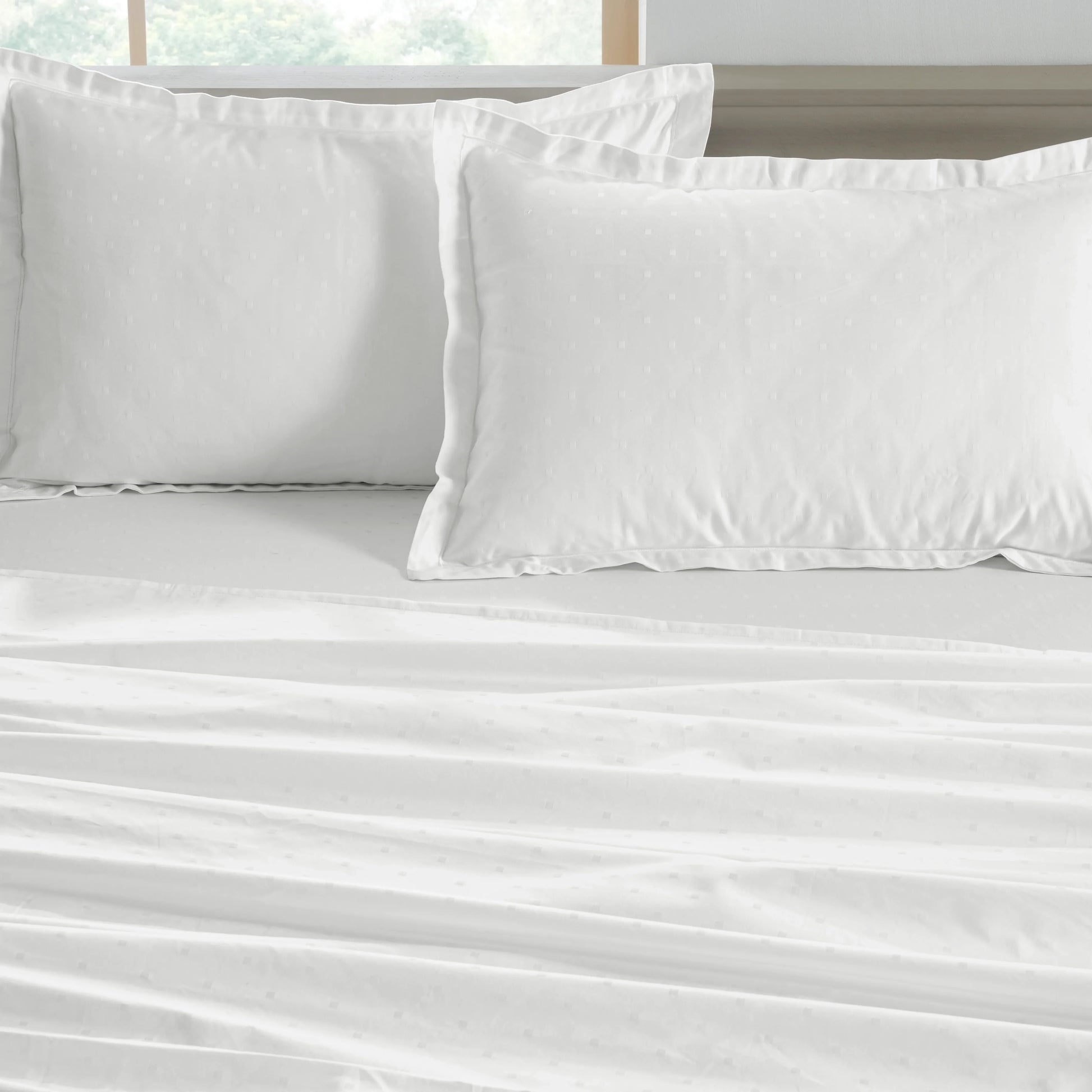 Ricaso | 1000TC Egyptian Cotton Swiss Dot Super Soft Fitted Sheet Set | Pillow Cover with Merrow Hem Treatment White / King