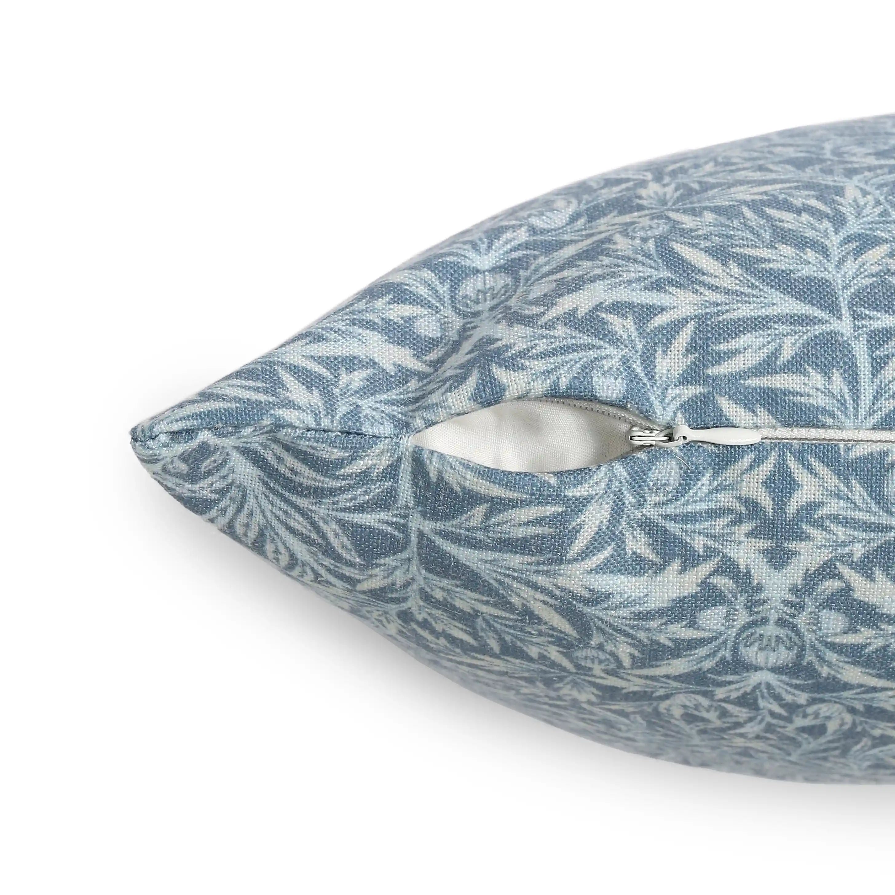 Vissencia Printed Cushion Cover | Floral Fresco Bluebell / Cushion Cover (41cm x 41cm)